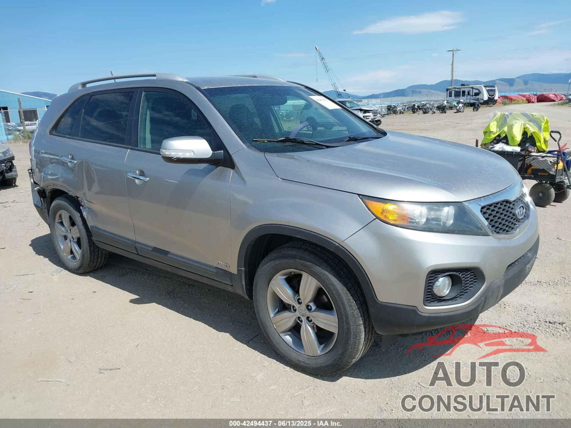 KIA SORENTO 2013 - 5XYKUDA6XDG391049