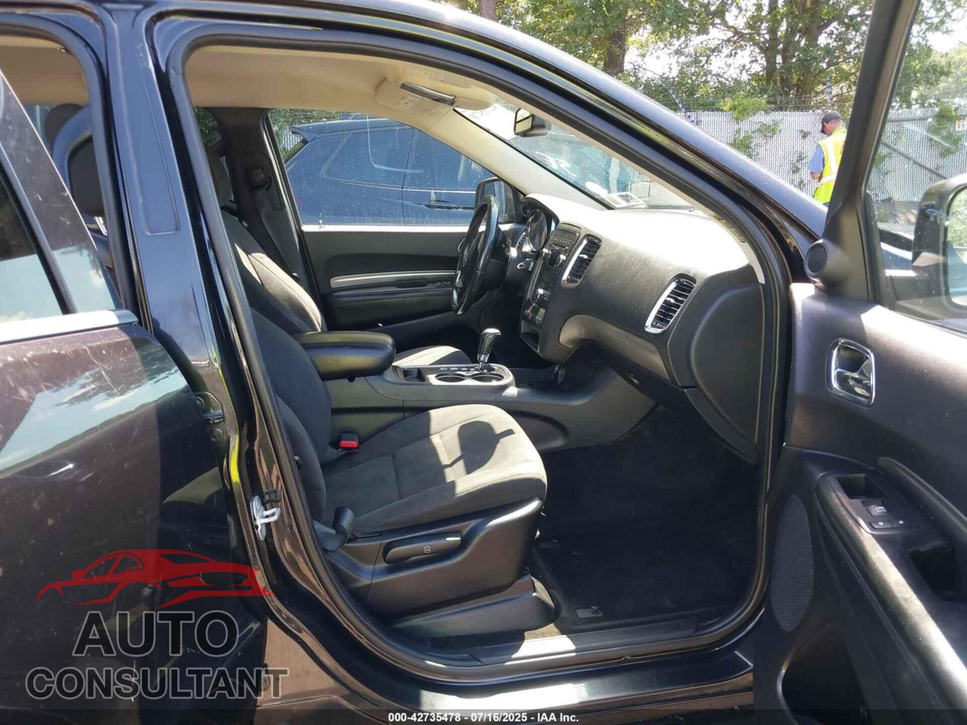 DODGE DURANGO 2013 - 1C4RDJAG8DC575352