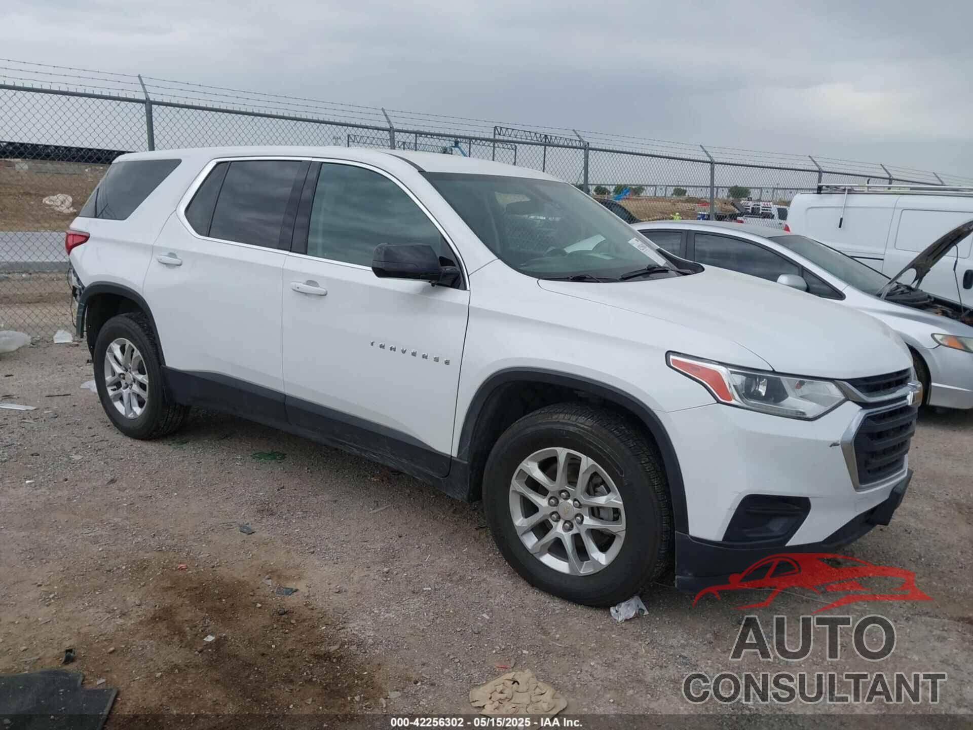 CHEVROLET TRAVERSE 2019 - 1GNERFKW5KJ313744