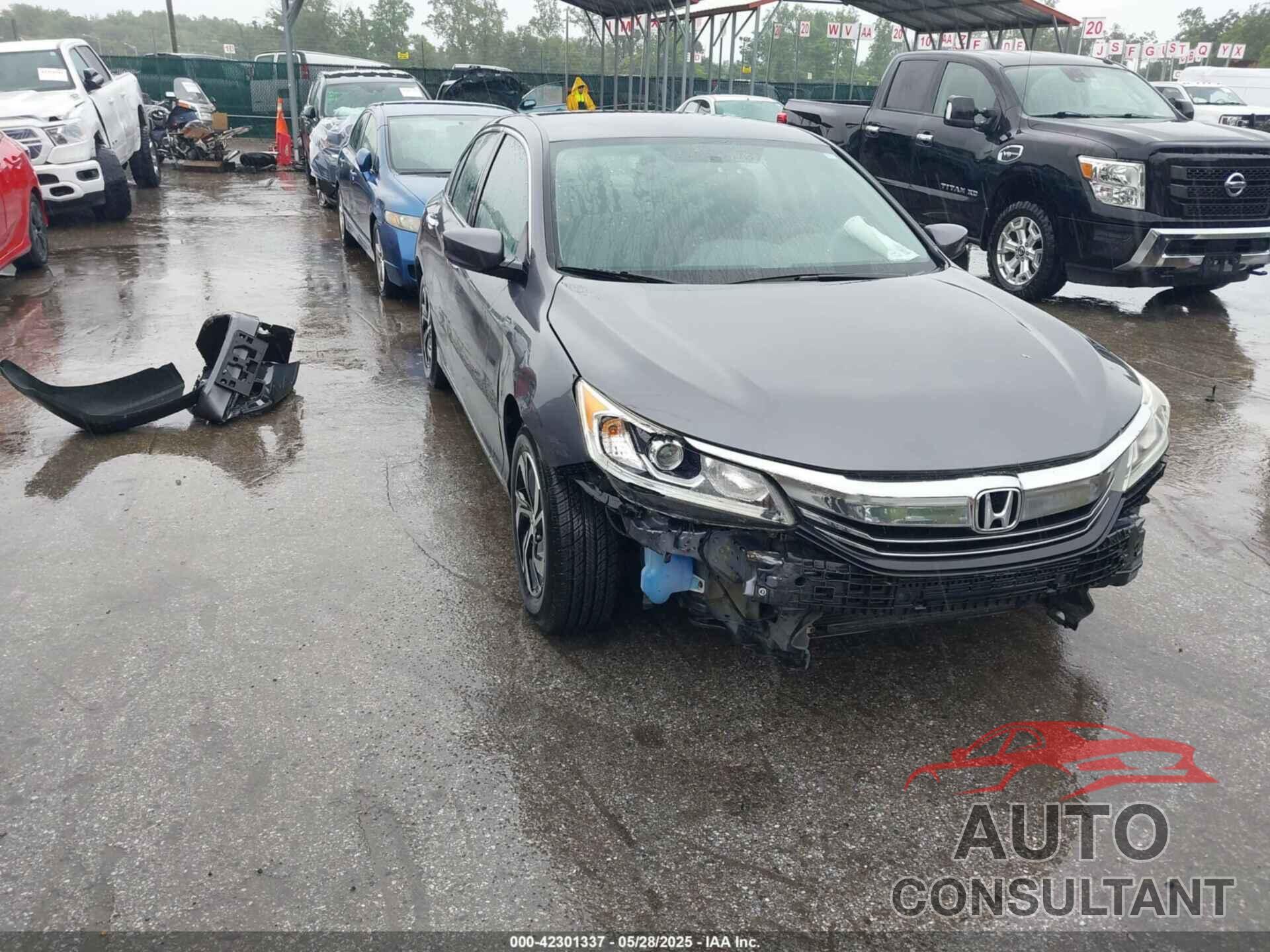 HONDA ACCORD 2017 - 1HGCR2F38HA135783