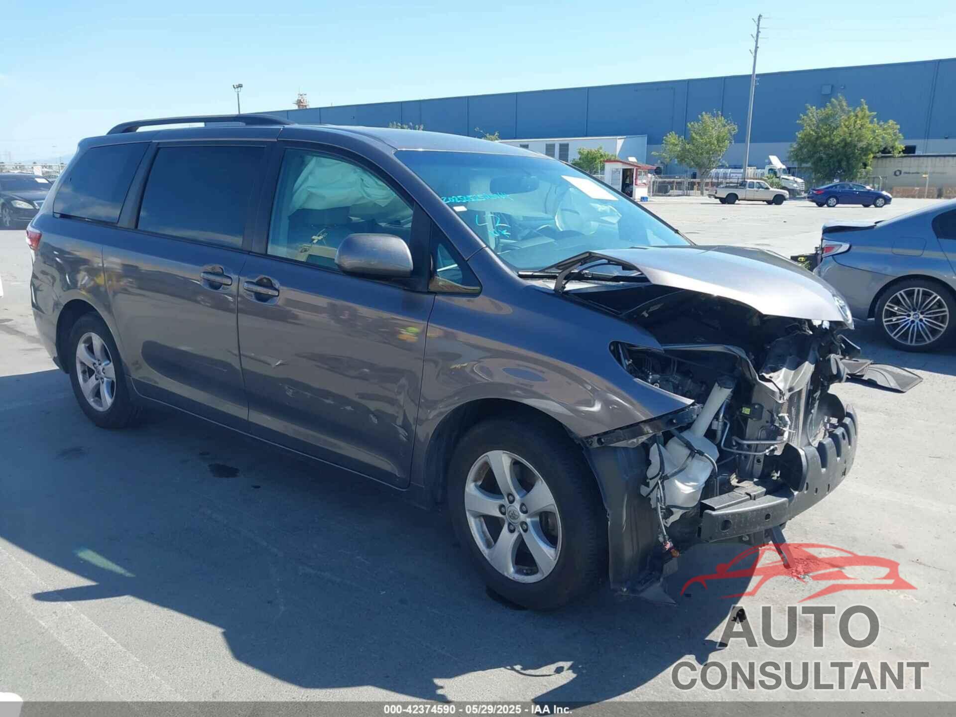 TOYOTA SIENNA 2016 - 5TDKK3DC3GS759709