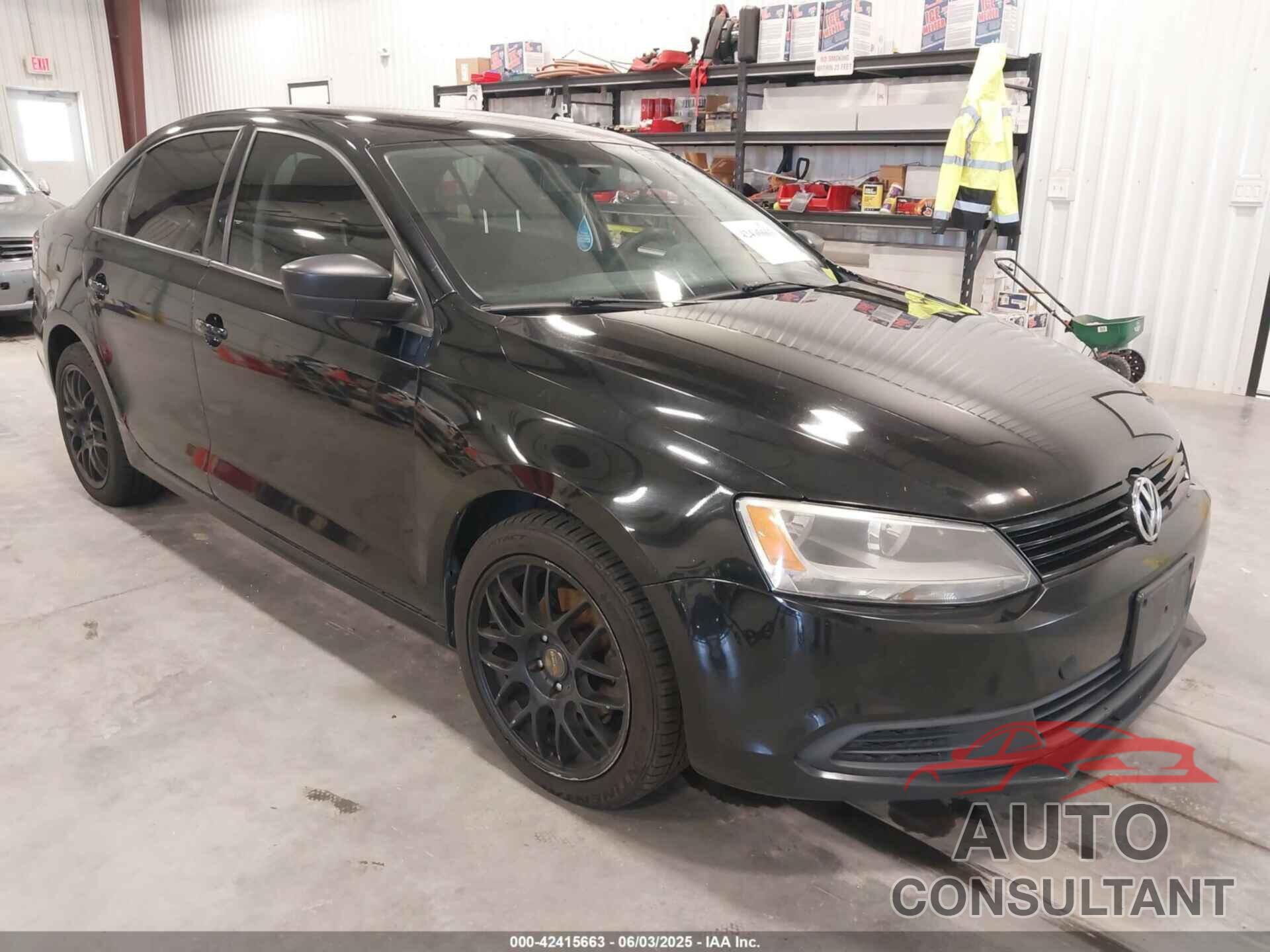 VOLKSWAGEN JETTA 2011 - 3VW2K7AJ4BM069211