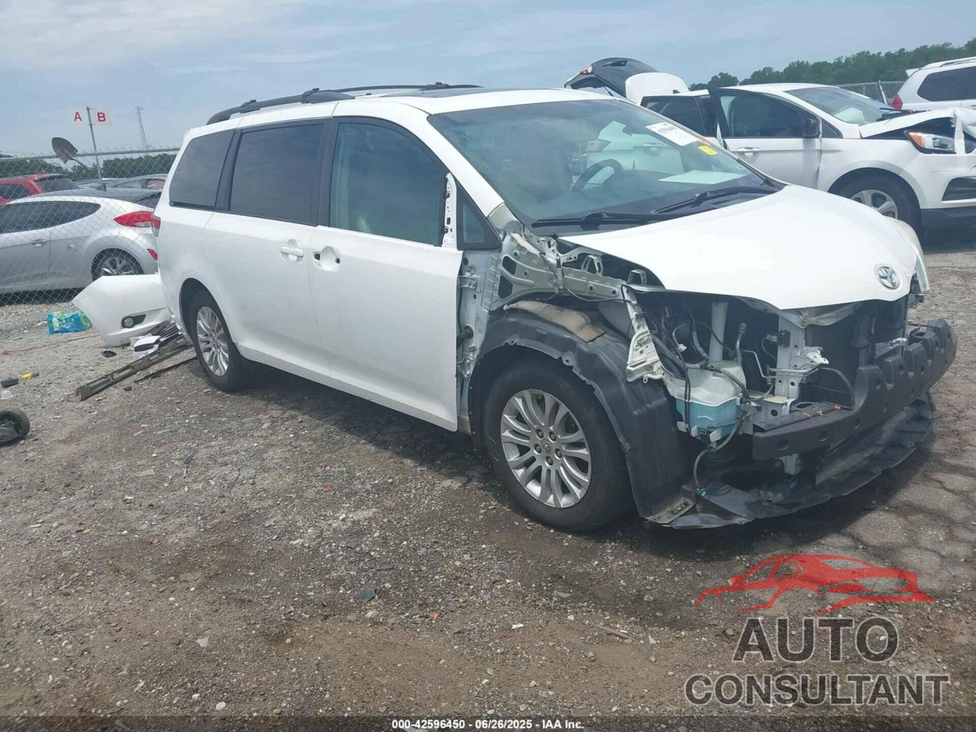 TOYOTA SIENNA 2011 - 5TDYK3DC9BS105526