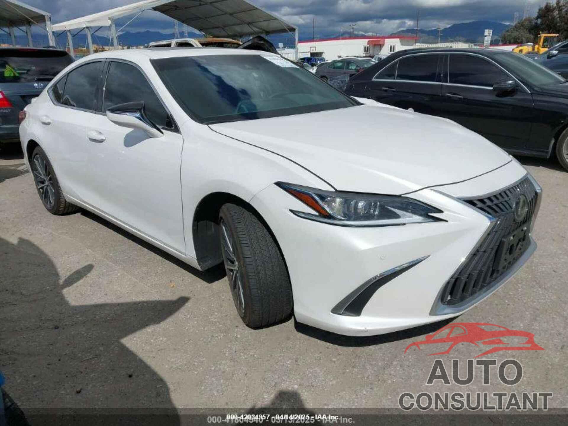 LEXUS ES 300H 2024 - 58ADA1C14RU053612
