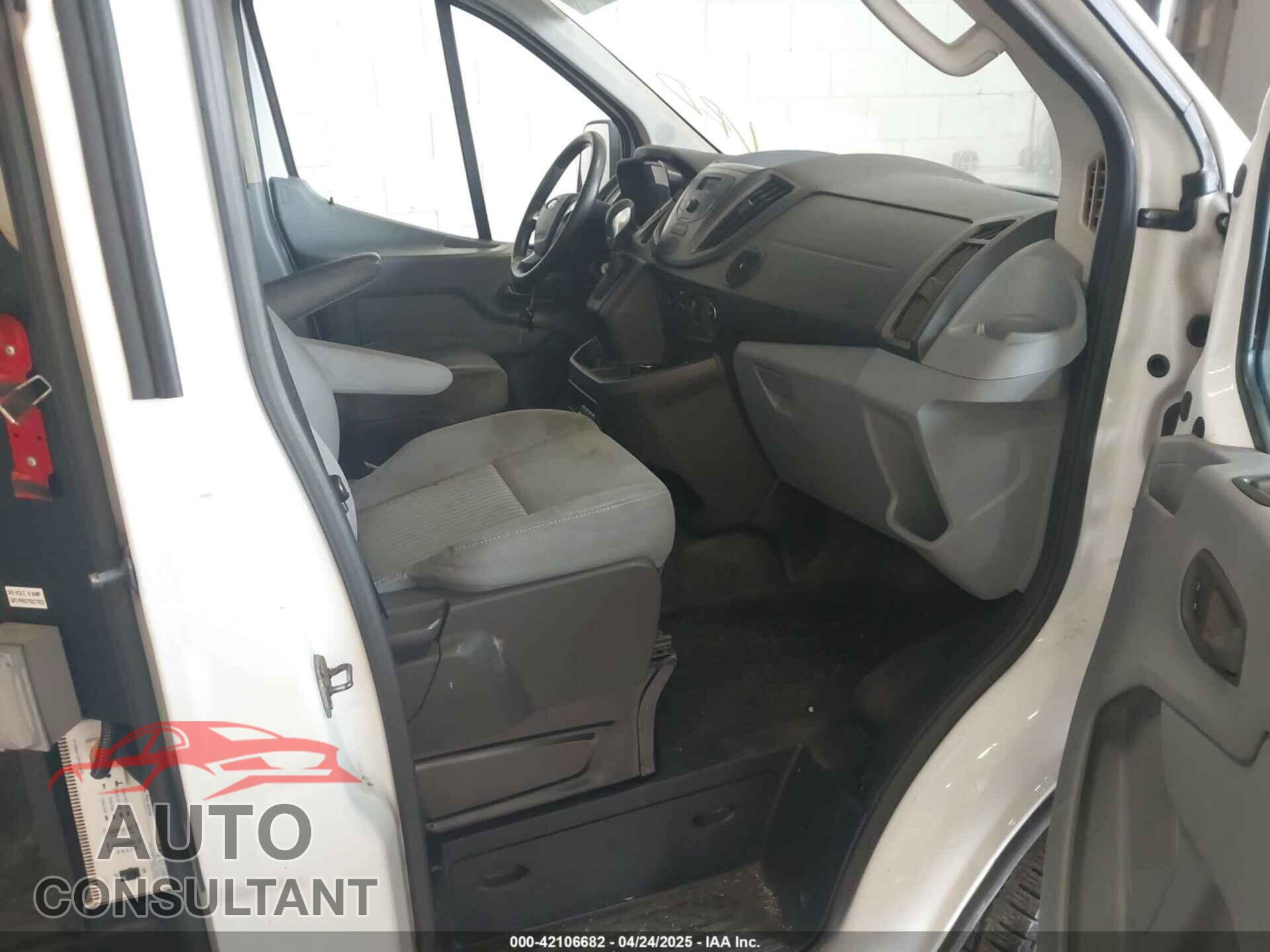 FORD TRANSIT-150 2015 - 1FTNE1YG9FKB08497