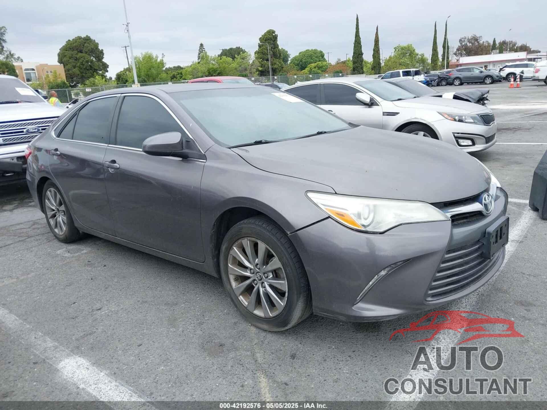 TOYOTA CAMRY 2015 - 4T4BF1FK2FR445624