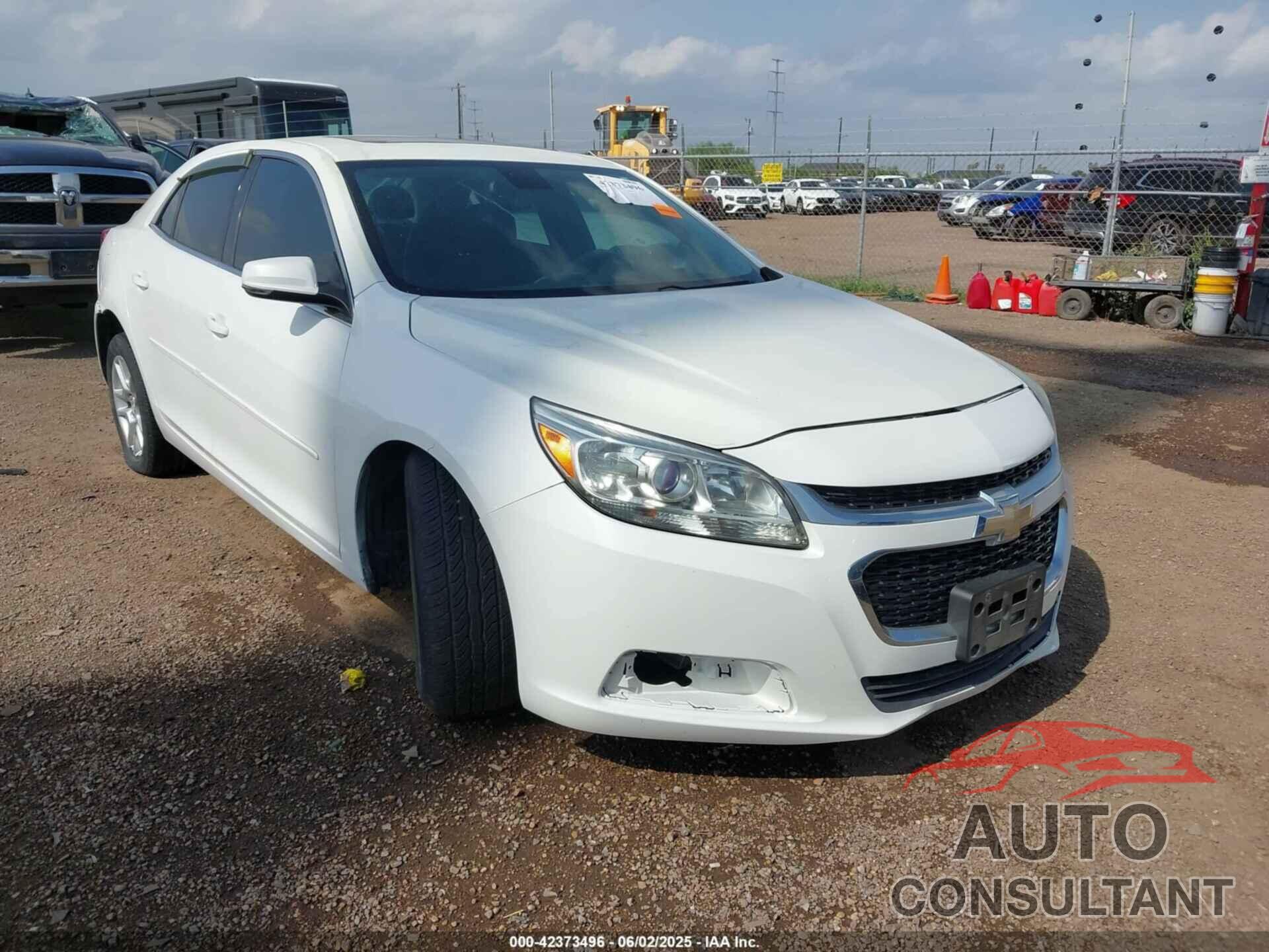 CHEVROLET MALIBU 2015 - 1G11C5SL3FF180010