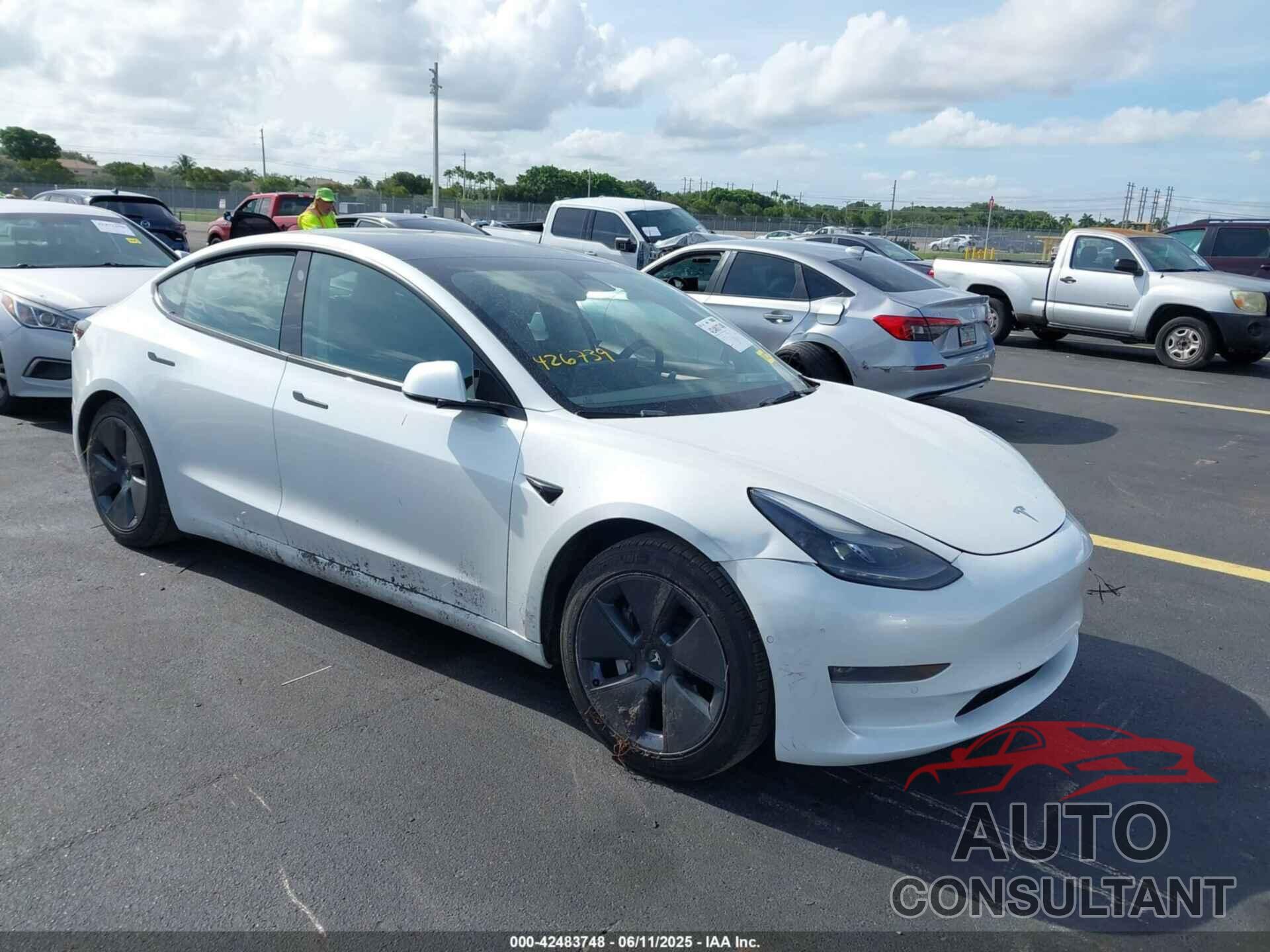 TESLA MODEL 3 2022 - 5YJ3E1EB6NF168930