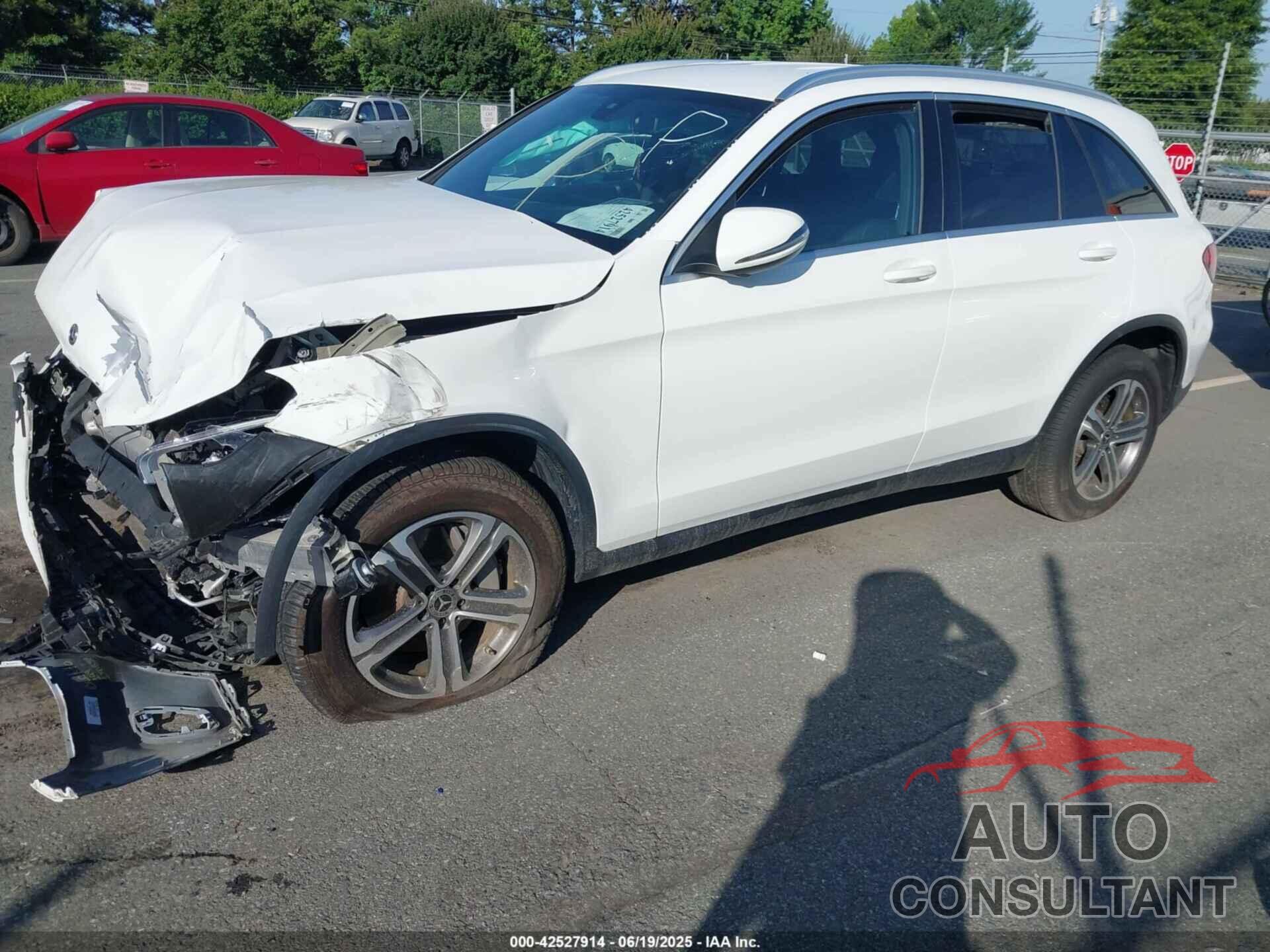 MERCEDES-BENZ GLC 300 2020 - WDC0G8DB9LF741118
