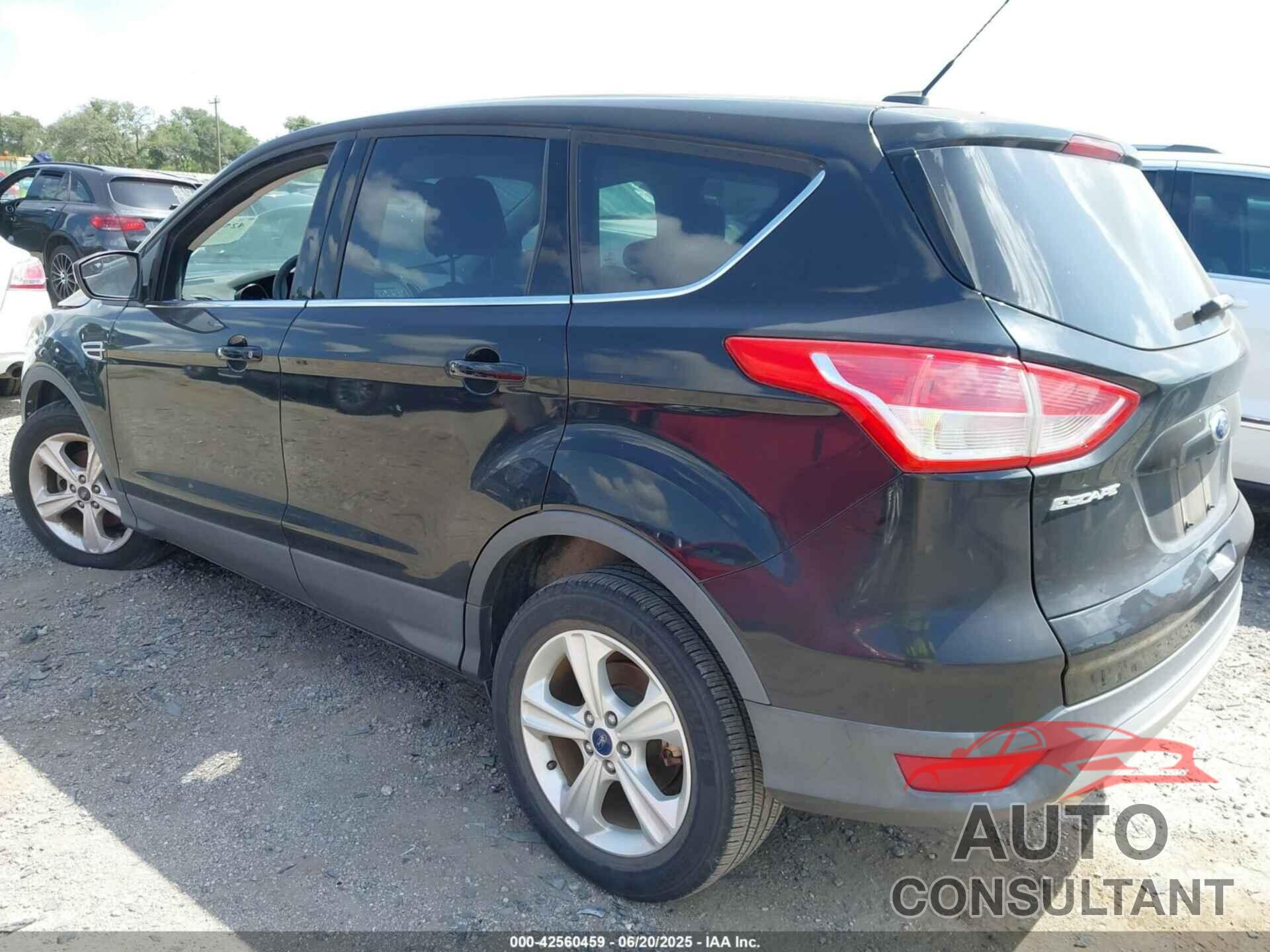 FORD ESCAPE 2016 - 1FMCU0G7XGUA77025