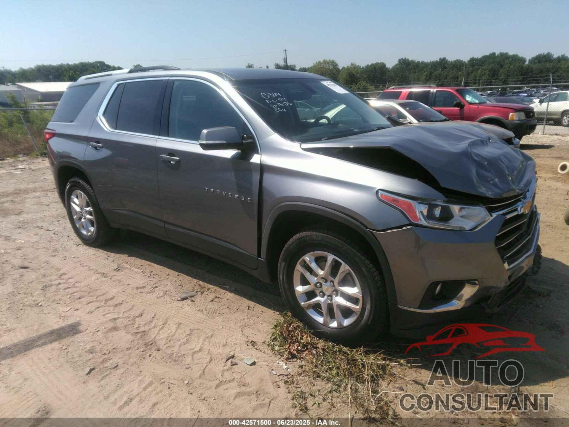 CHEVROLET TRAVERSE 2018 - 1GNERGKW9JJ229589