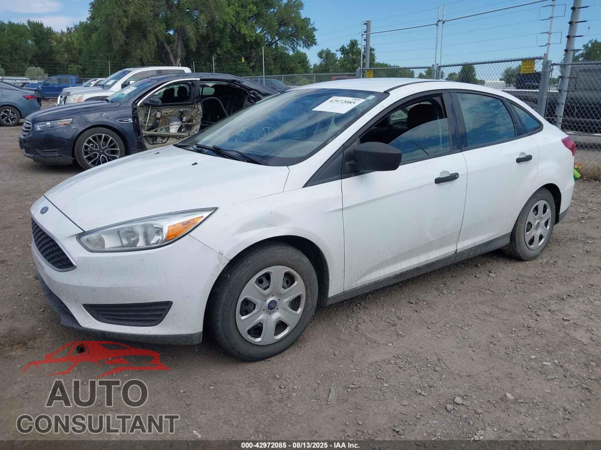 FORD FOCUS 2017 - 1FADP3E21HL279080