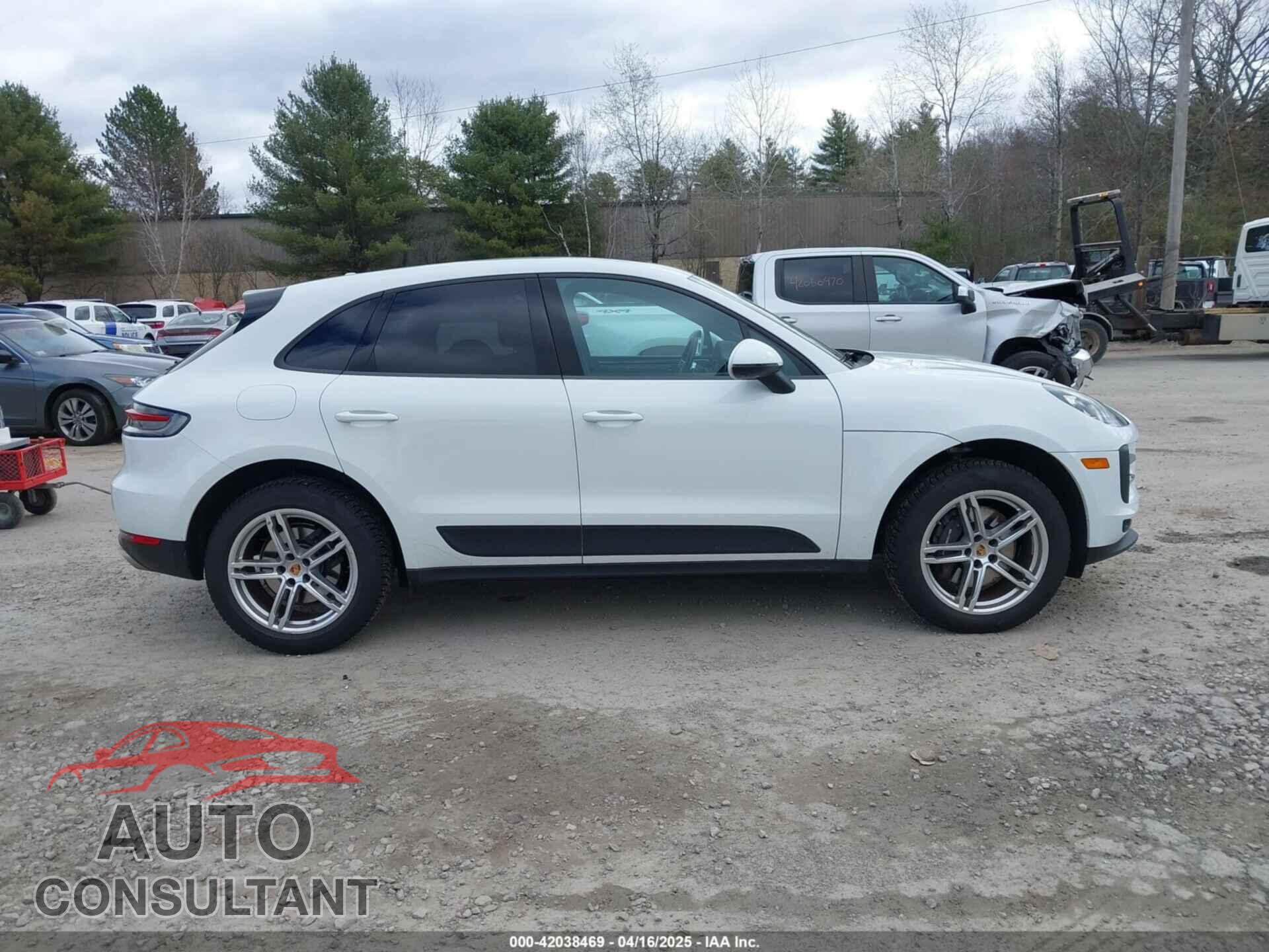 PORSCHE MACAN 2021 - WP1AA2A53MLB00846