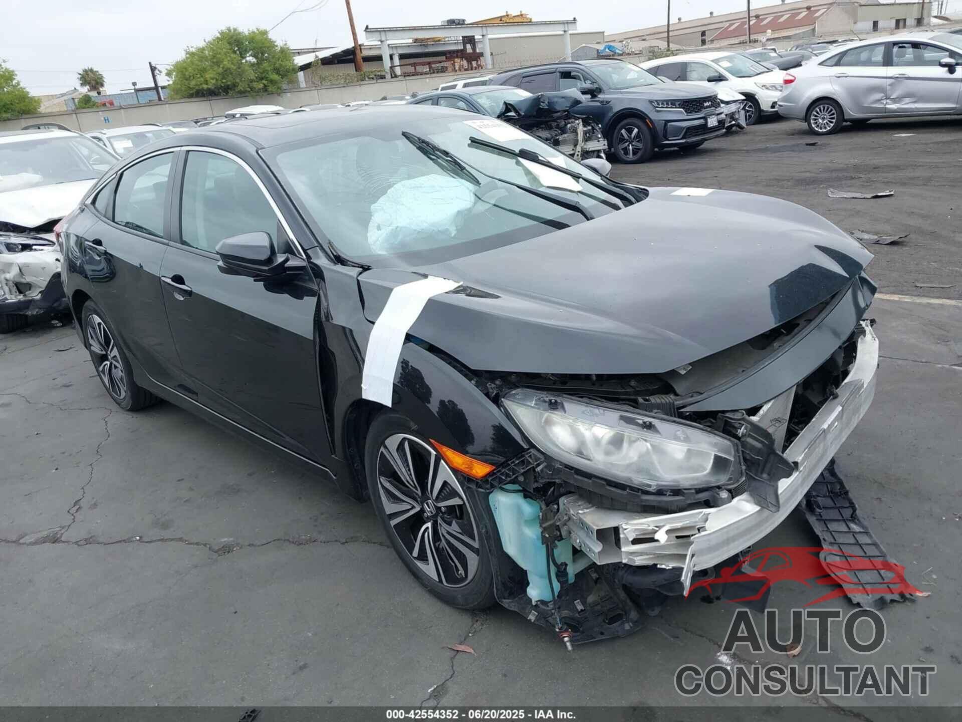 HONDA CIVIC 2018 - 2HGFC1F36JH640916