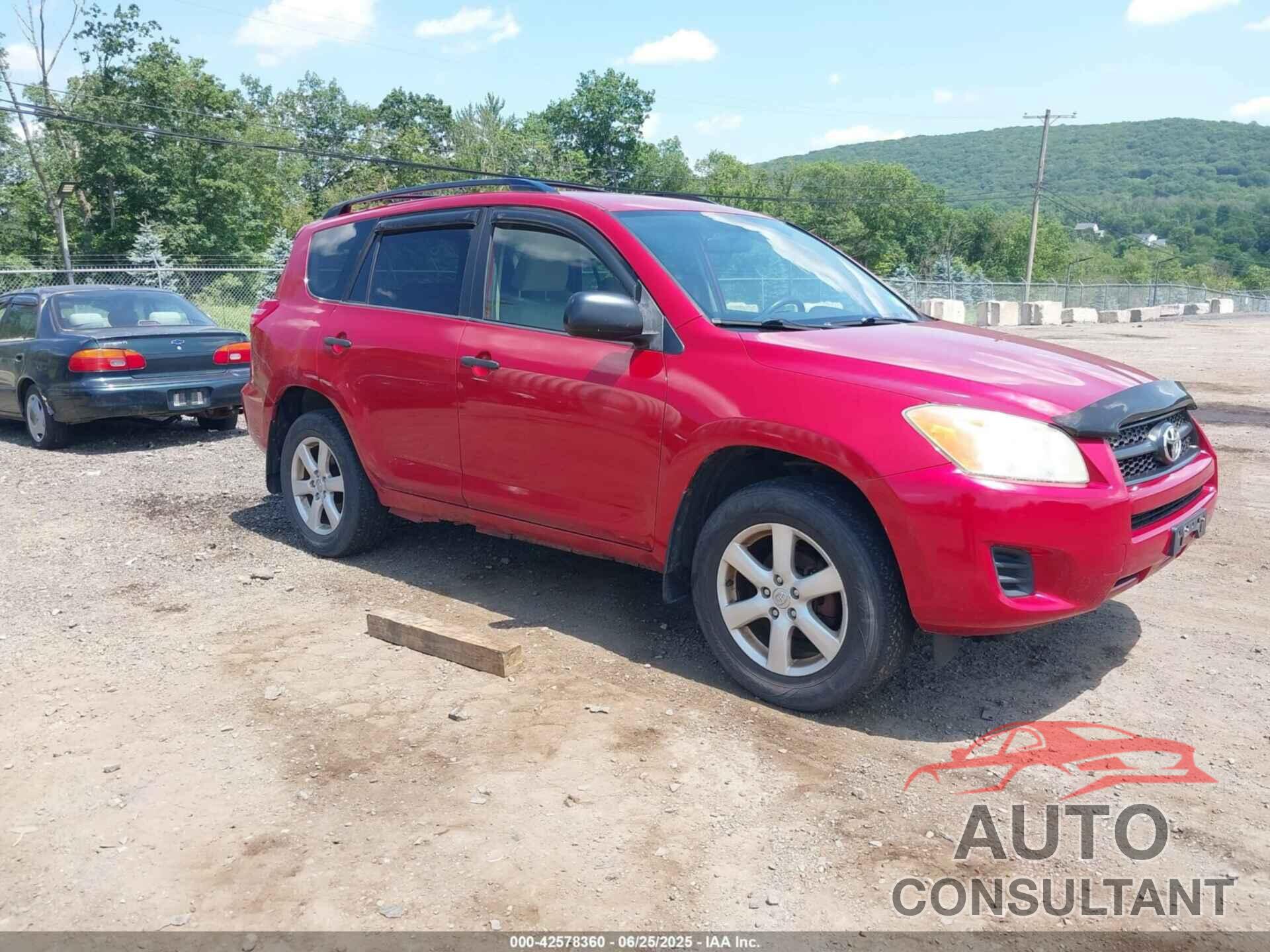 TOYOTA RAV4 2009 - JTMBF33V29D008221
