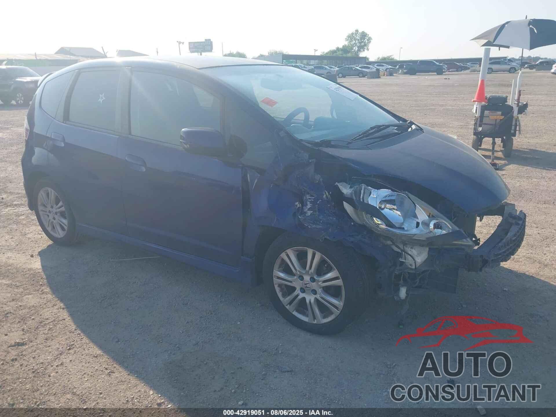 HONDA FIT 2011 - JHMGE8H51BC024080