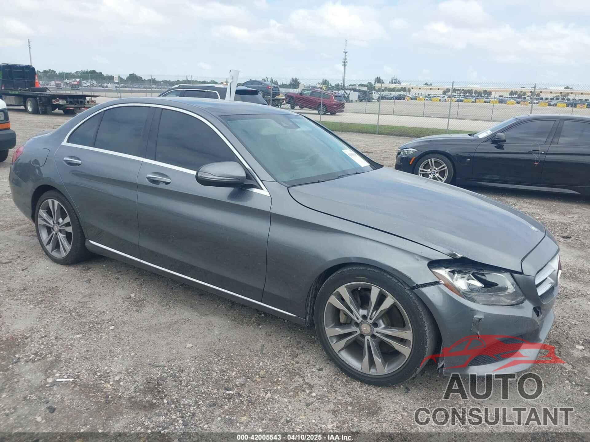 MERCEDES-BENZ C 300 2017 - 55SWF4JB9HU205974