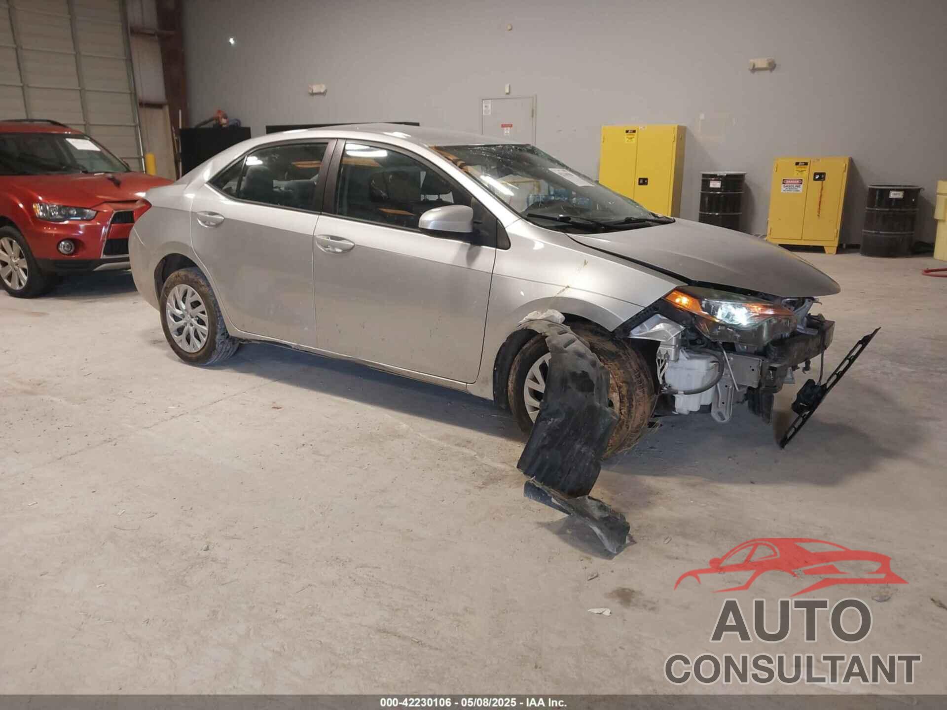 TOYOTA COROLLA 2018 - 5YFBURHE3JP852304