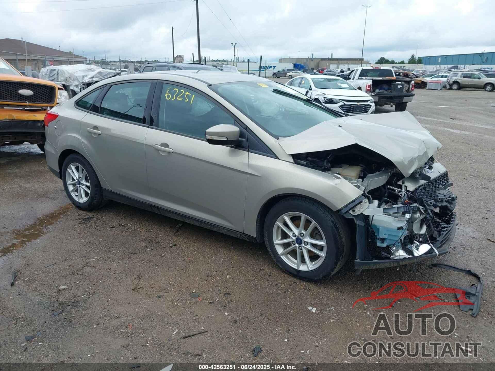 FORD FOCUS 2016 - 1FADP3F28GL300925