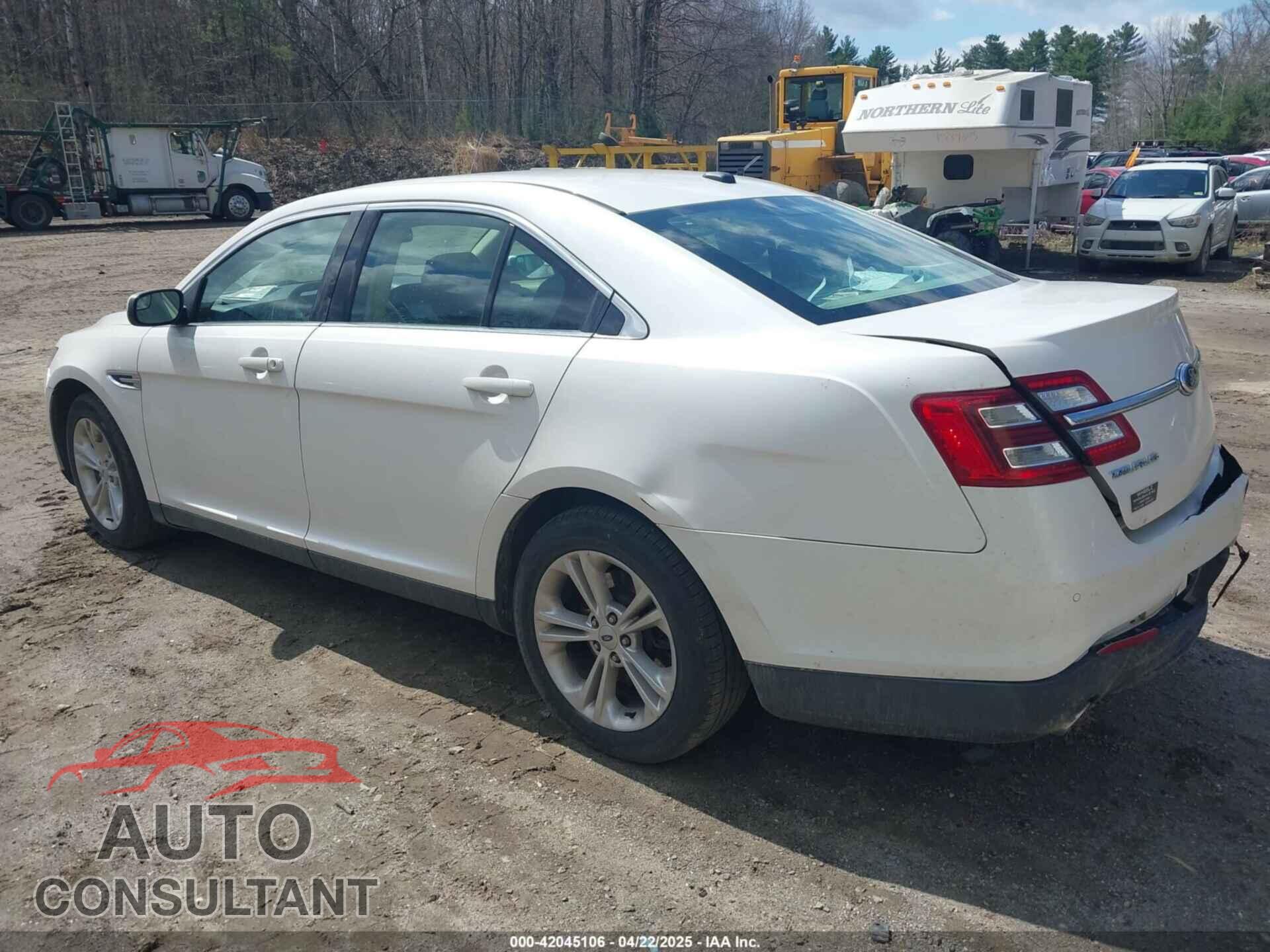 FORD TAURUS 2013 - 1FAHP2E89DG179523