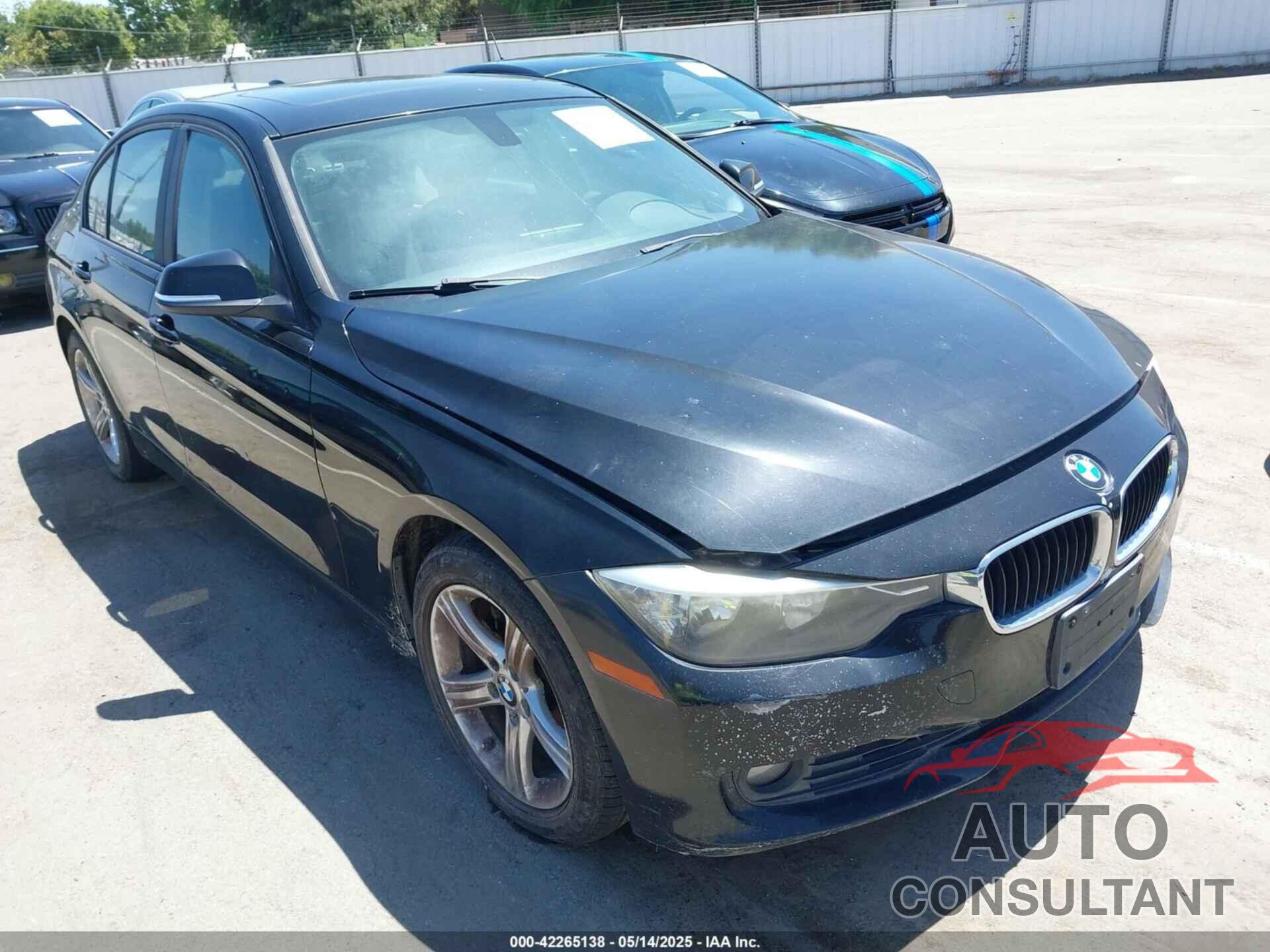 BMW 328I 2013 - WBA3C1C52DF435944