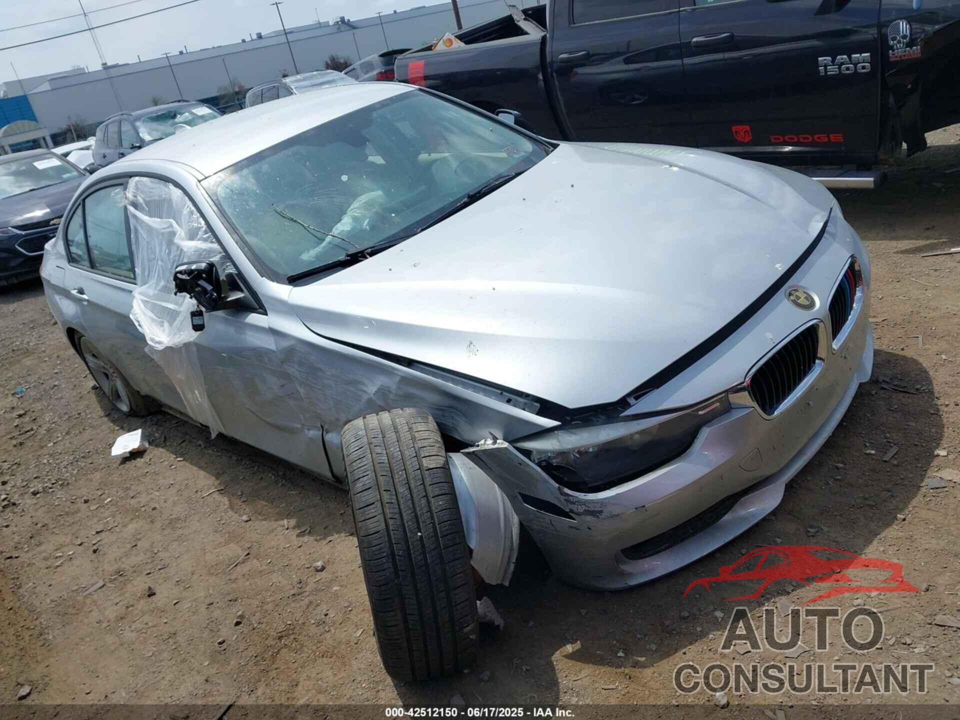 BMW 320I 2015 - WBA3B1C50FP831242