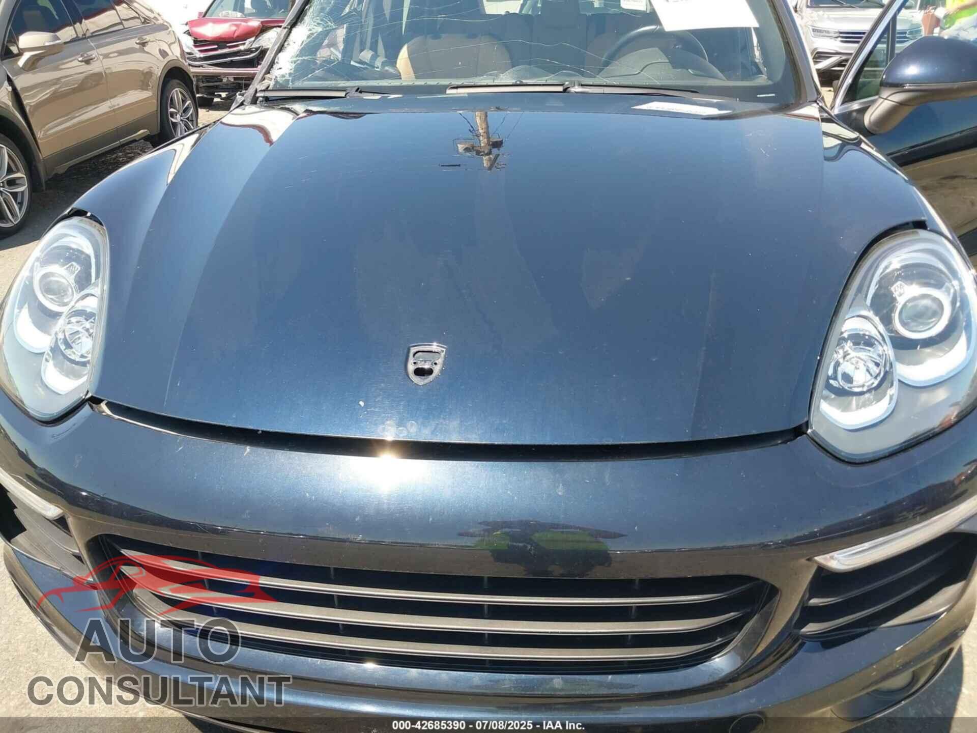 PORSCHE CAYENNE 2016 - WP1AA2A27GLA04079