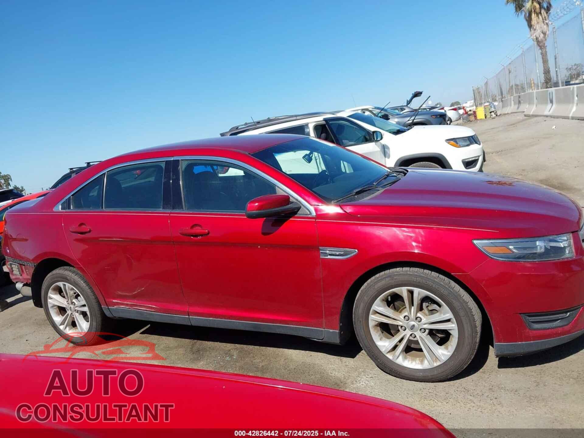 FORD TAURUS 2015 - 1FAHP2E85FG209538