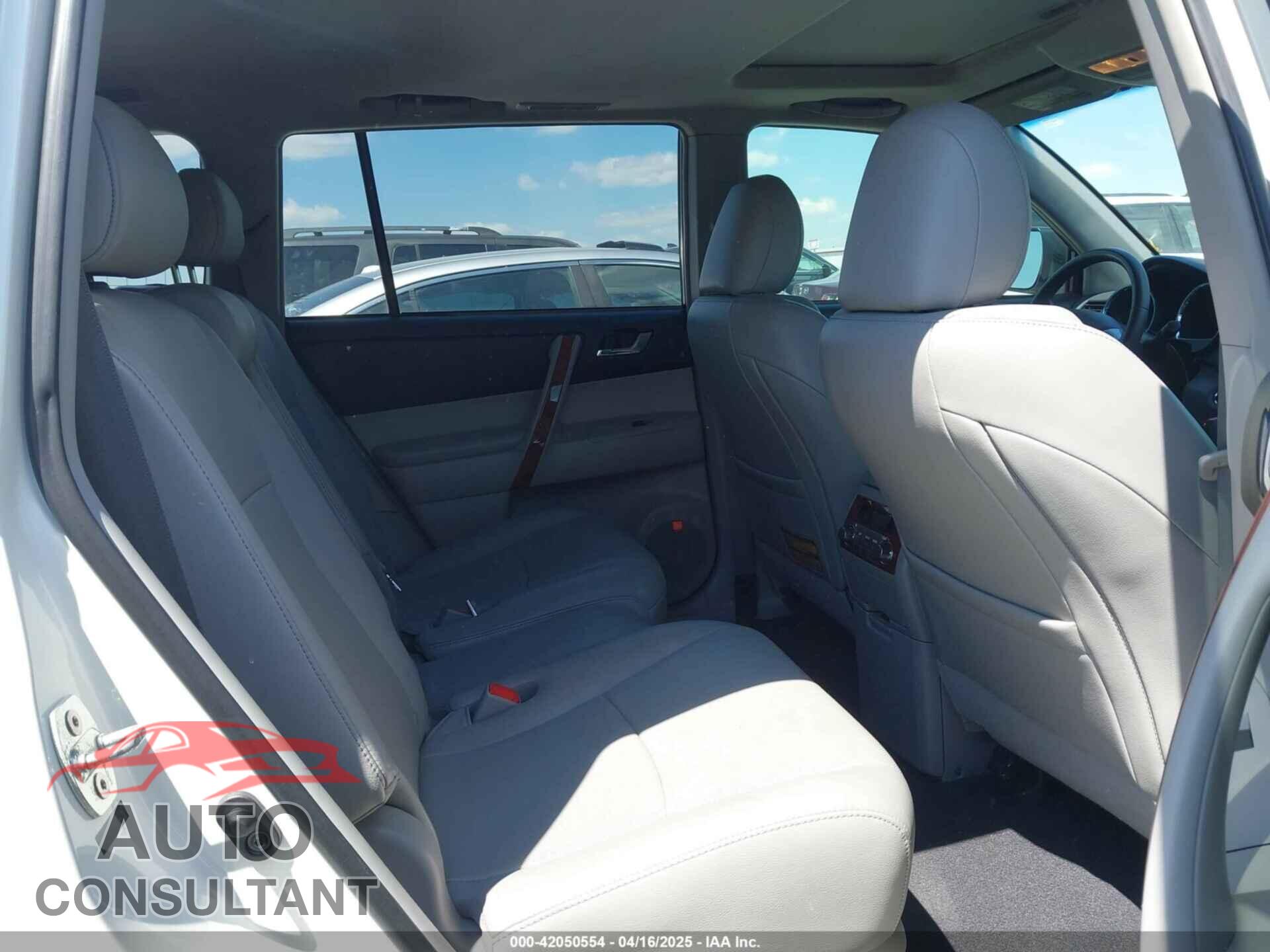 TOYOTA HIGHLANDER 2013 - 5TDYK3EH8DS127661