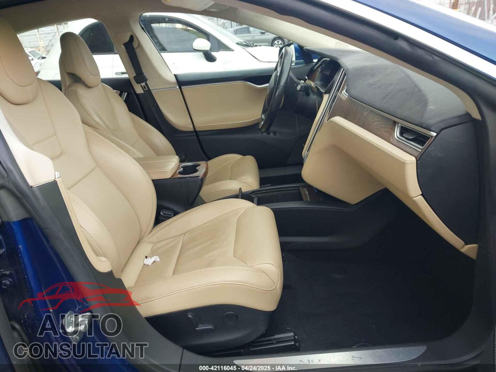 TESLA MODEL S 2017 - 5YJSA1E21HF205507