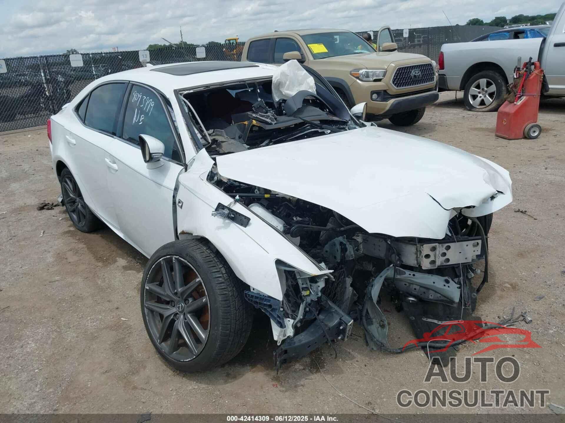LEXUS IS 350 2019 - JTHBZ1D2XK5034161