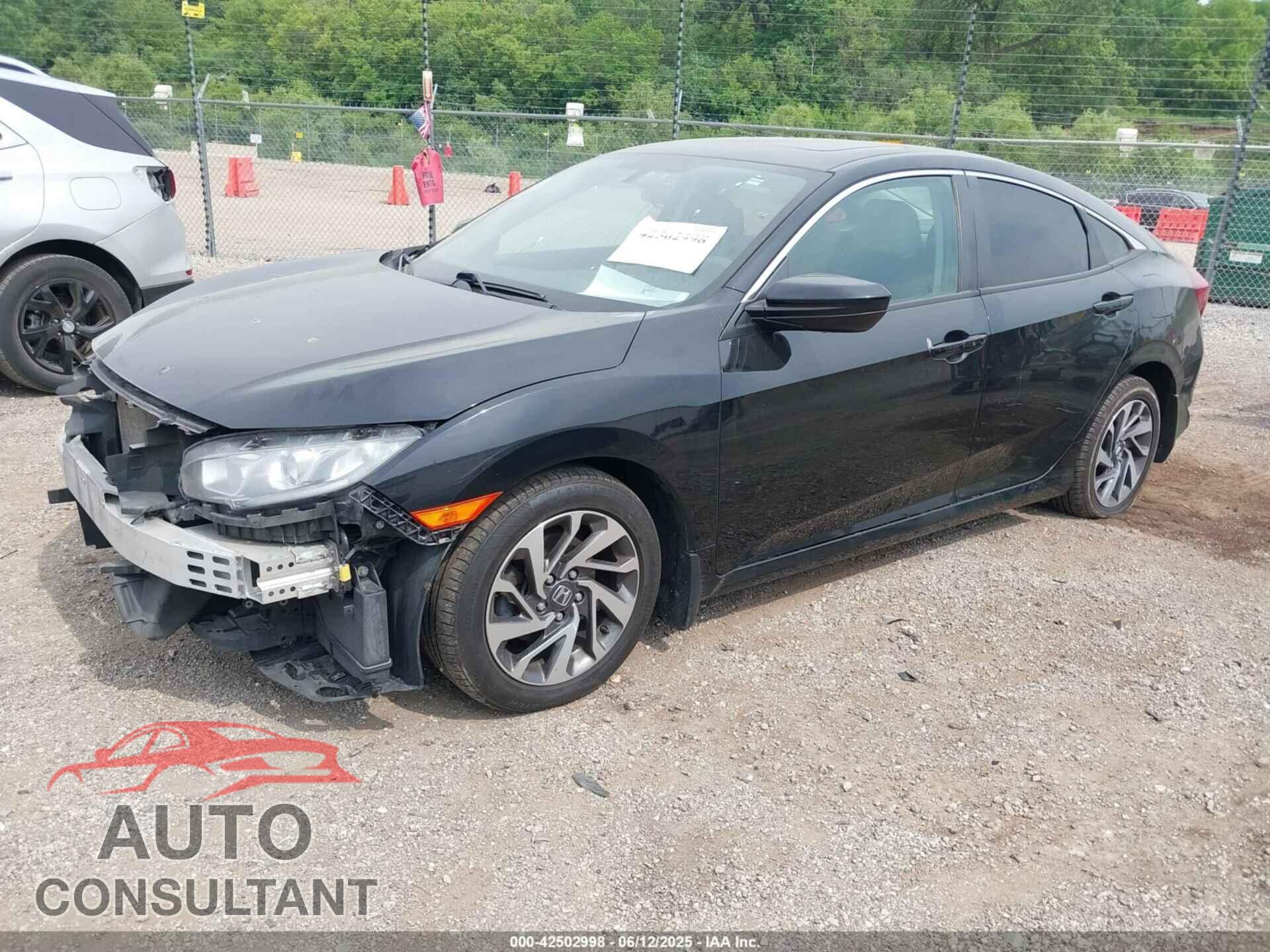 HONDA CIVIC 2017 - 19XFC2F74HE013418
