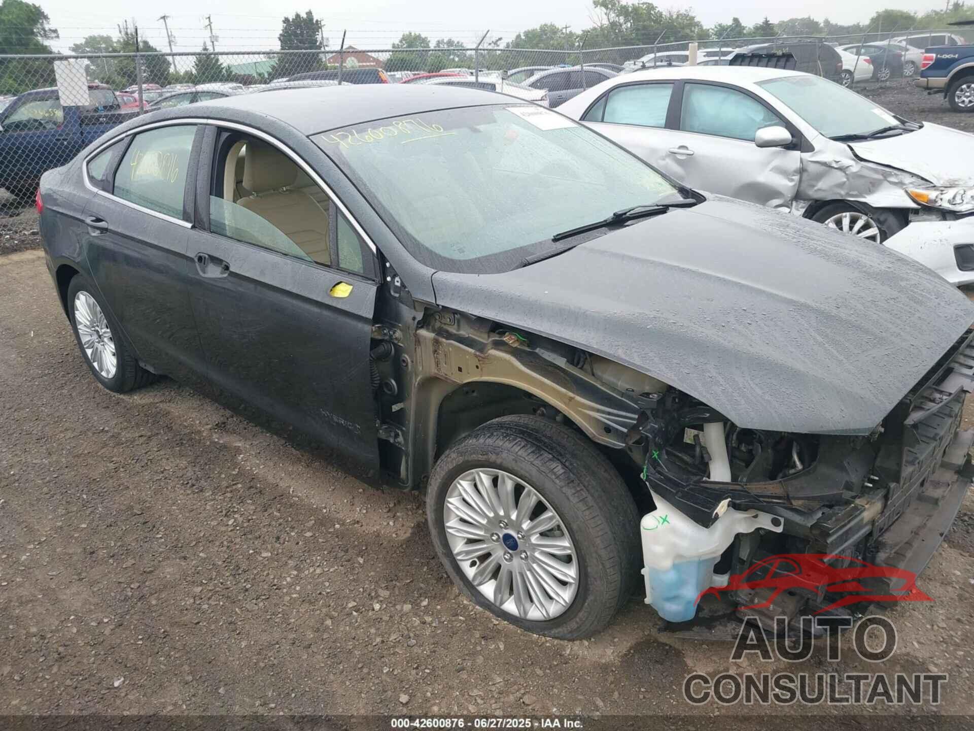 FORD FUSION 2015 - 3FA6P0LU2FR251444