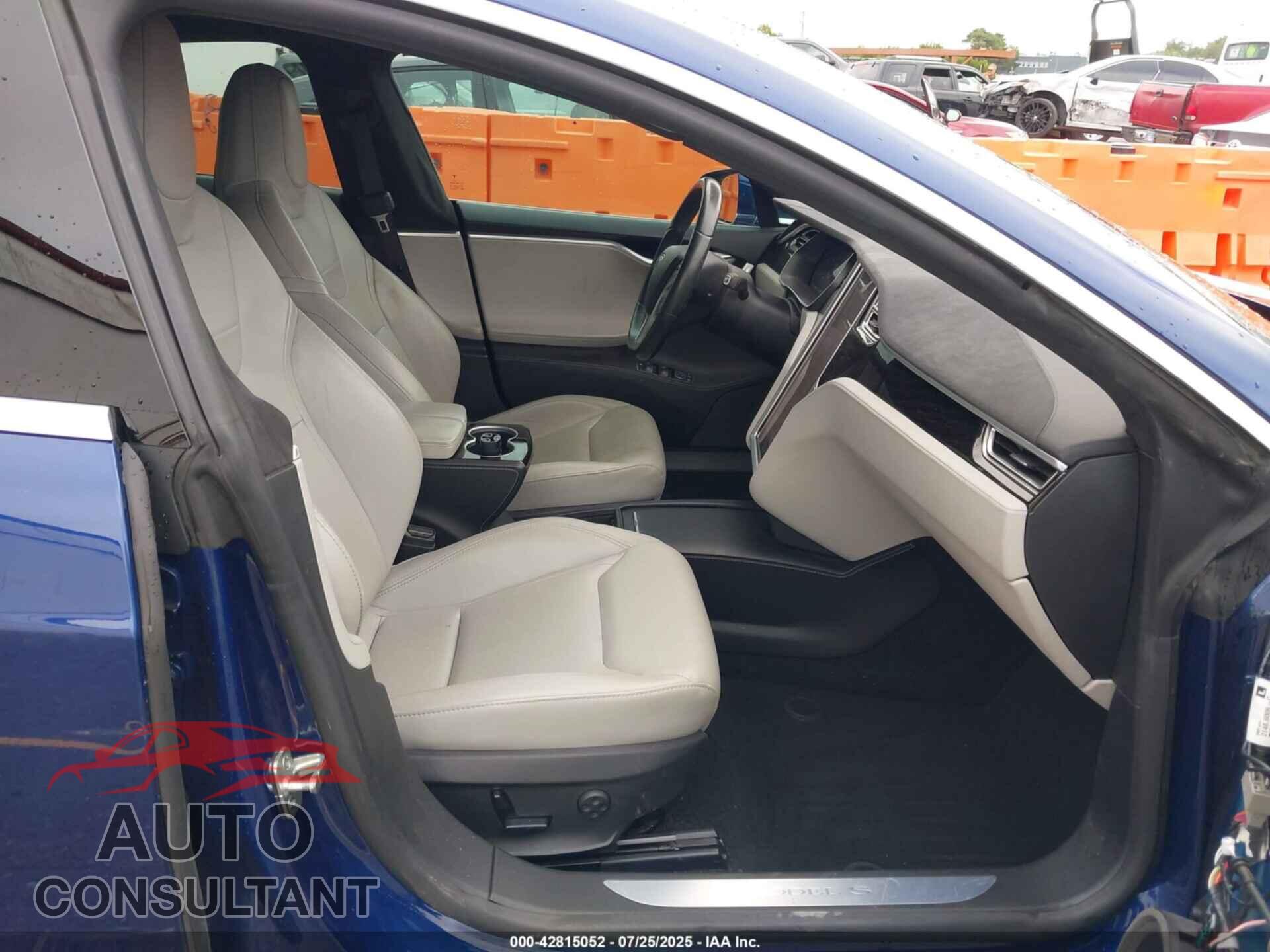 TESLA MODEL S 2016 - 5YJSA1E17GF153564