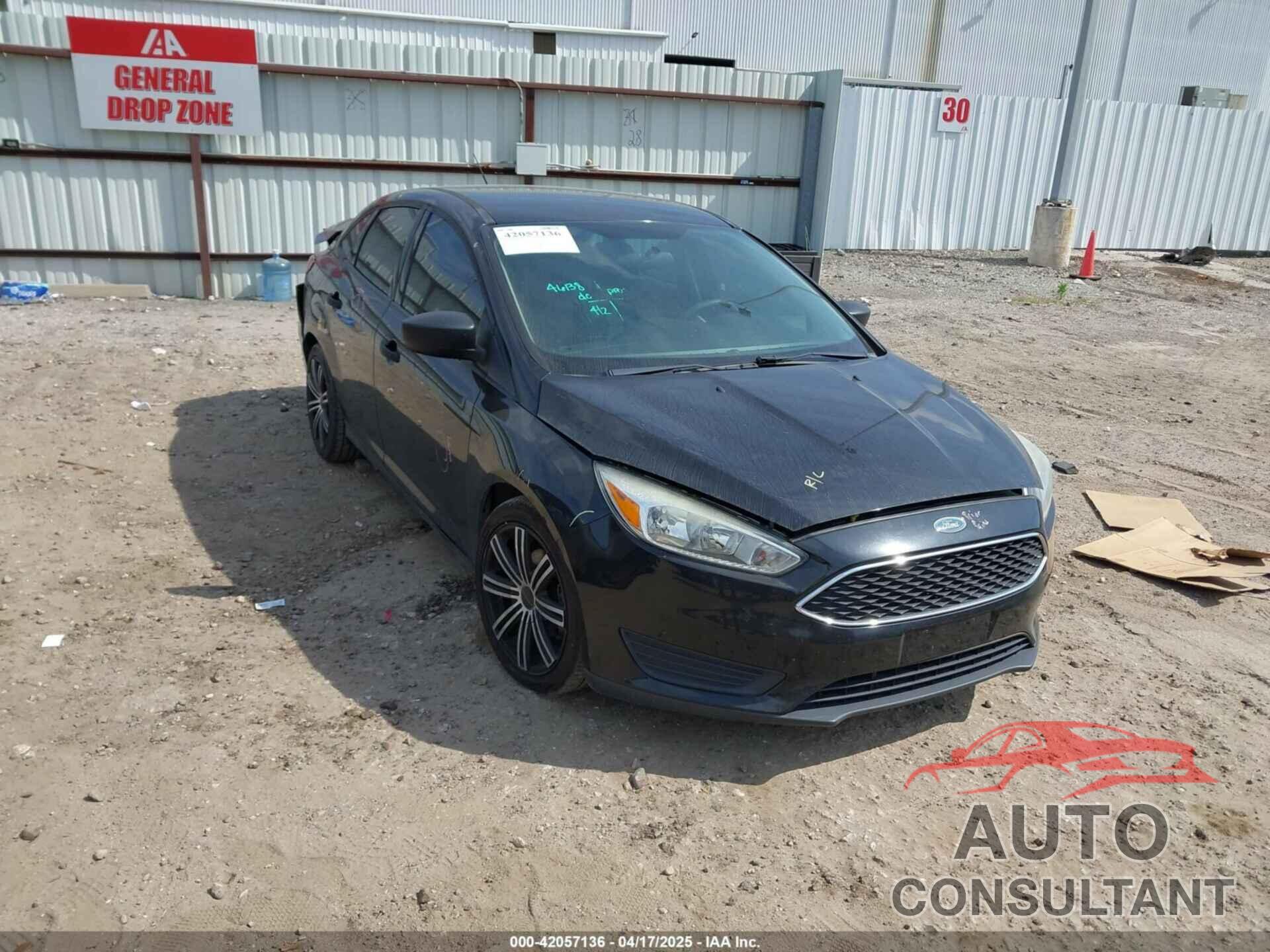 FORD FOCUS 2015 - 1FADP3E26FL365983