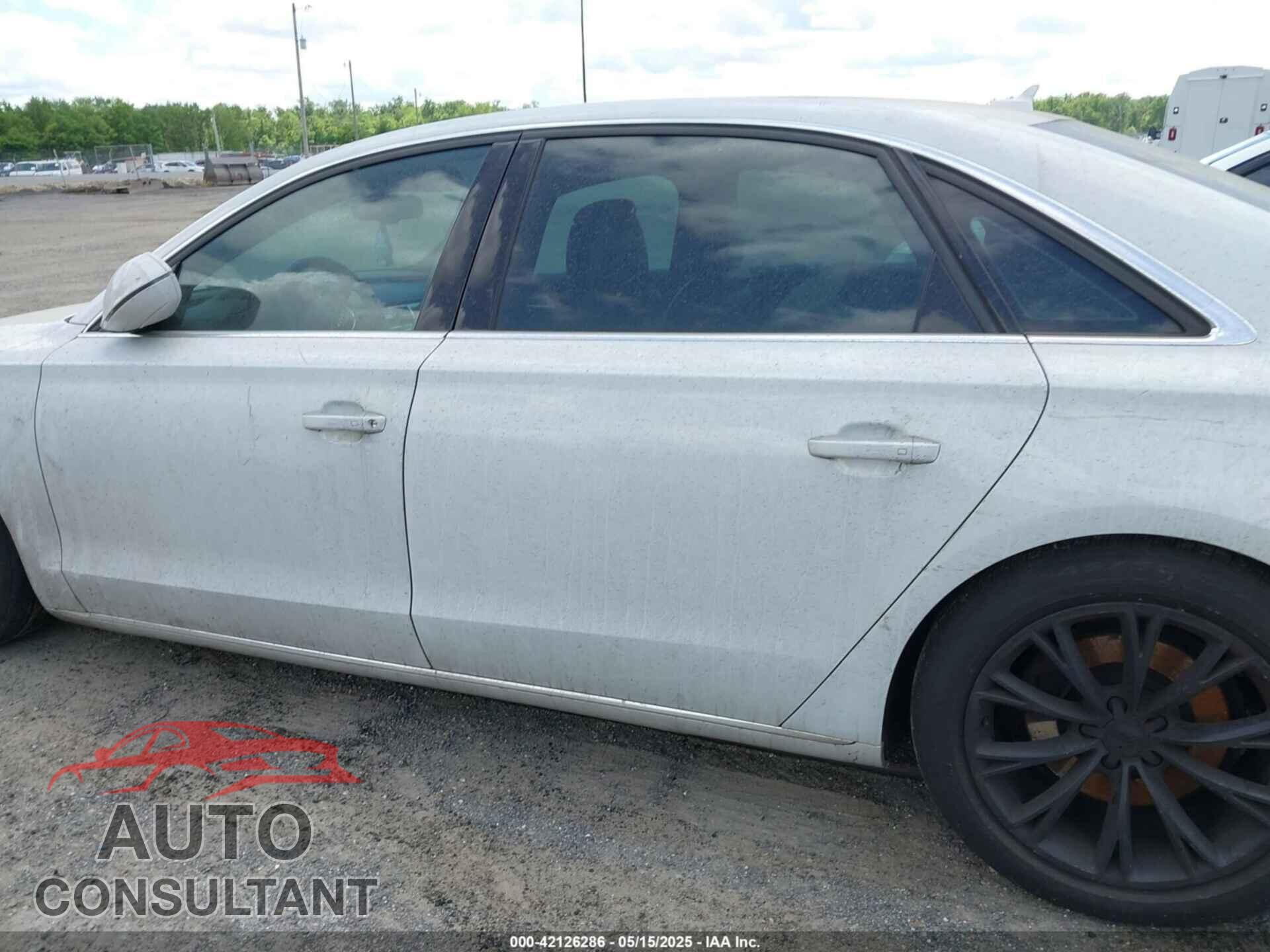 AUDI A8 L 2013 - WAURGAFD5DN005381