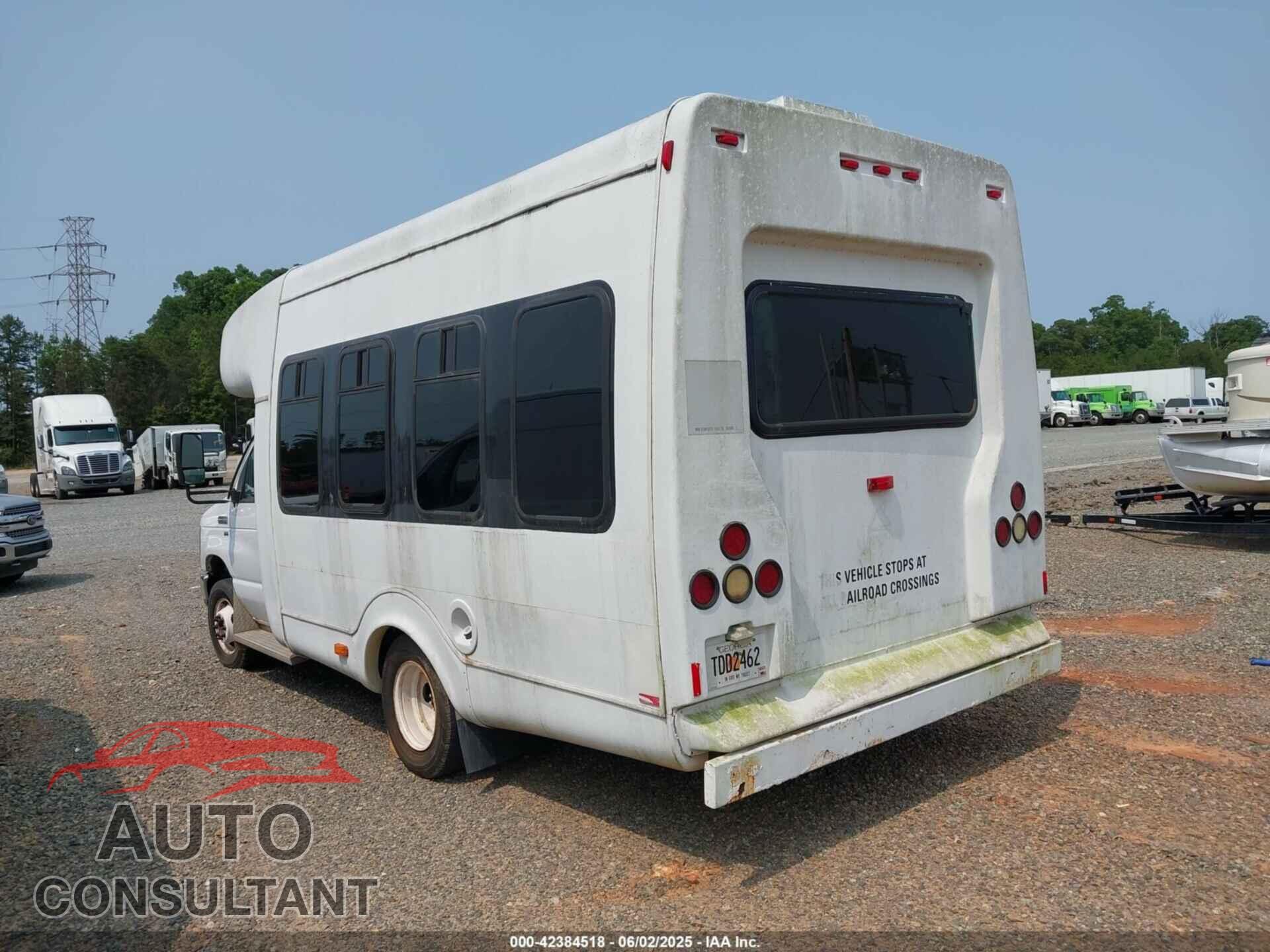 FORD E-350 CUTAWAY 2013 - 1FDEE3FL1DDB32902