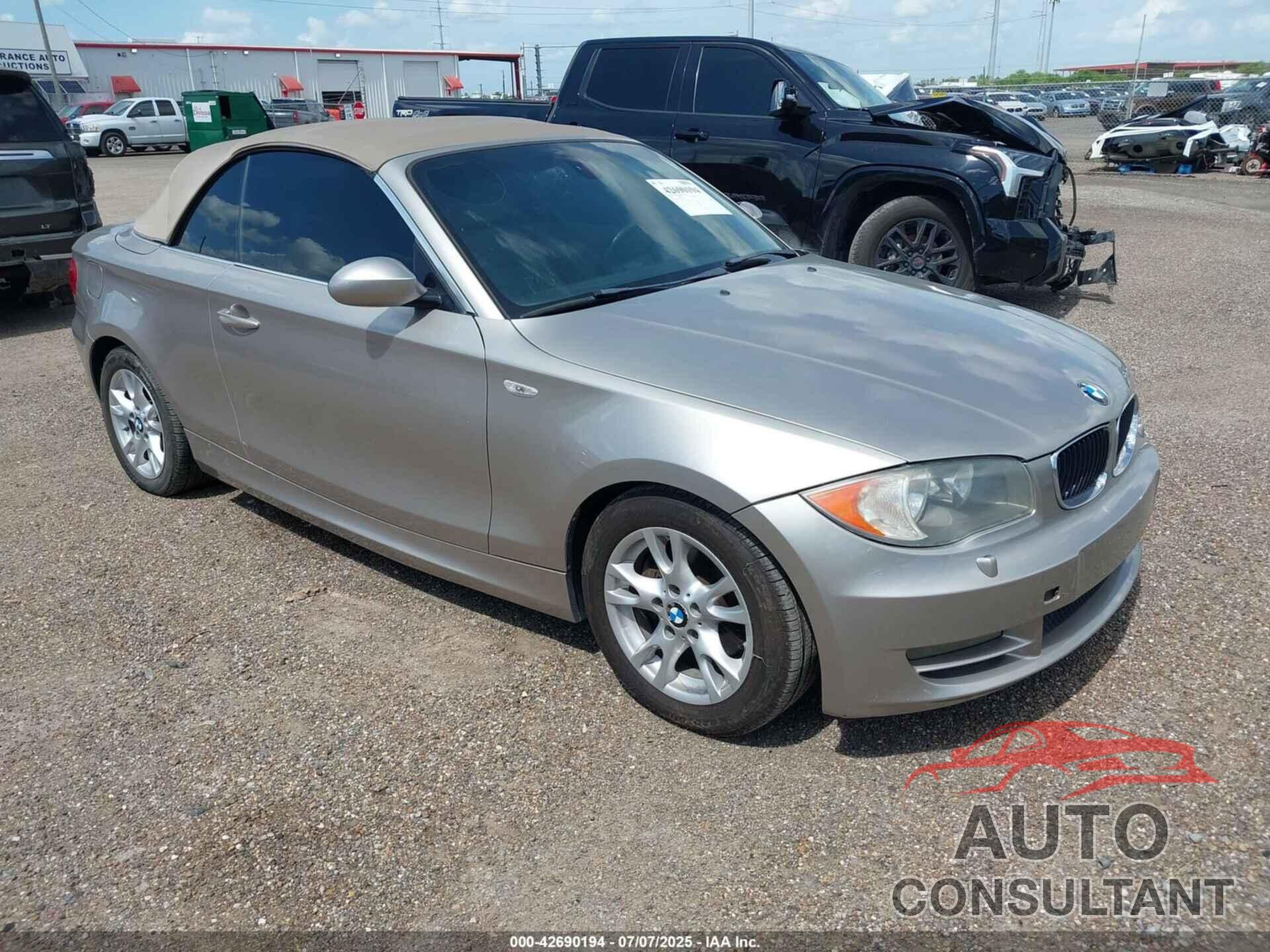 BMW 128I 2009 - WBAUL73529VJ74898