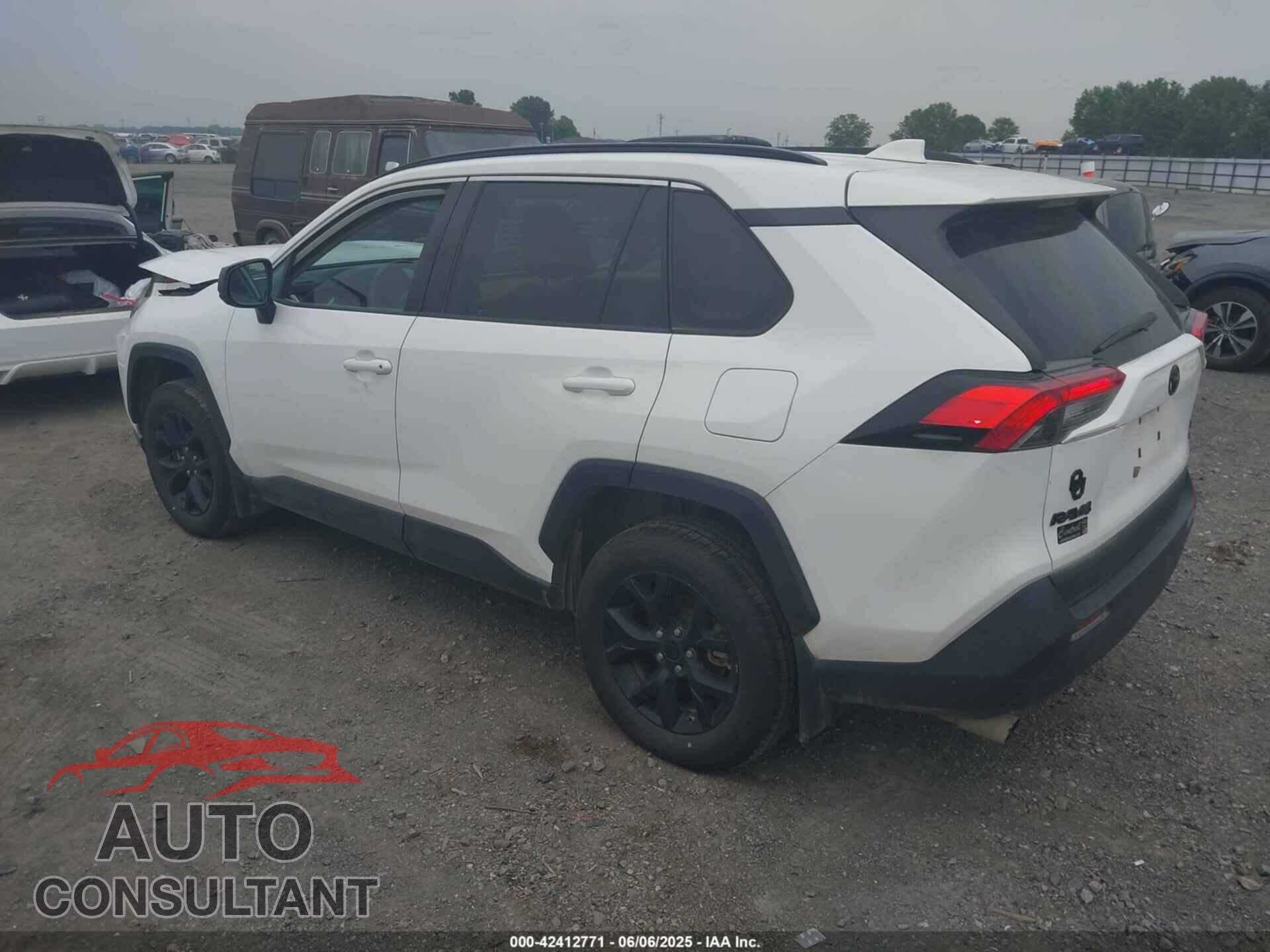 TOYOTA RAV4 2021 - 2T3F1RFV2MC213582