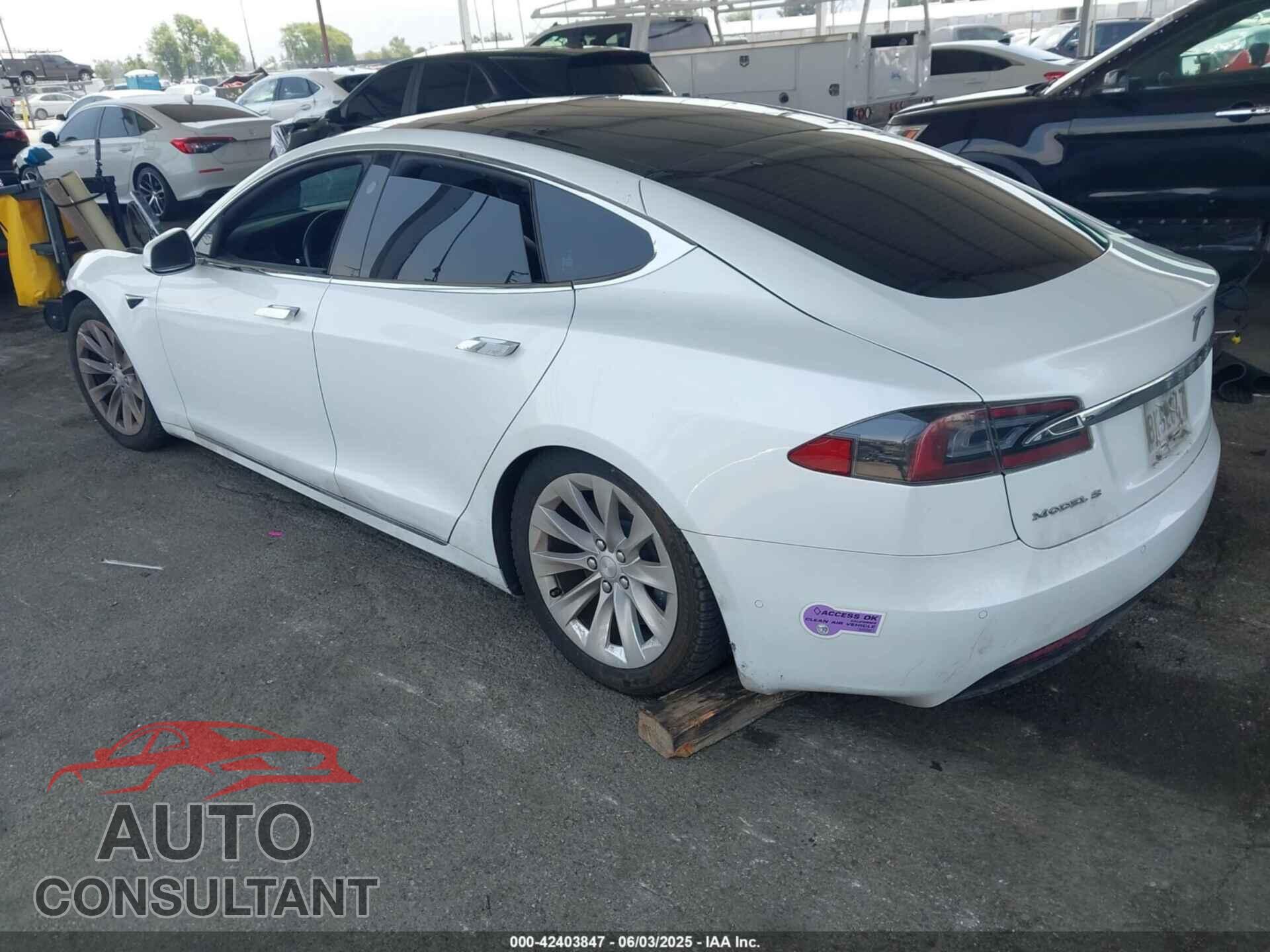 TESLA MODEL S 2018 - 5YJSA1E23JF292171