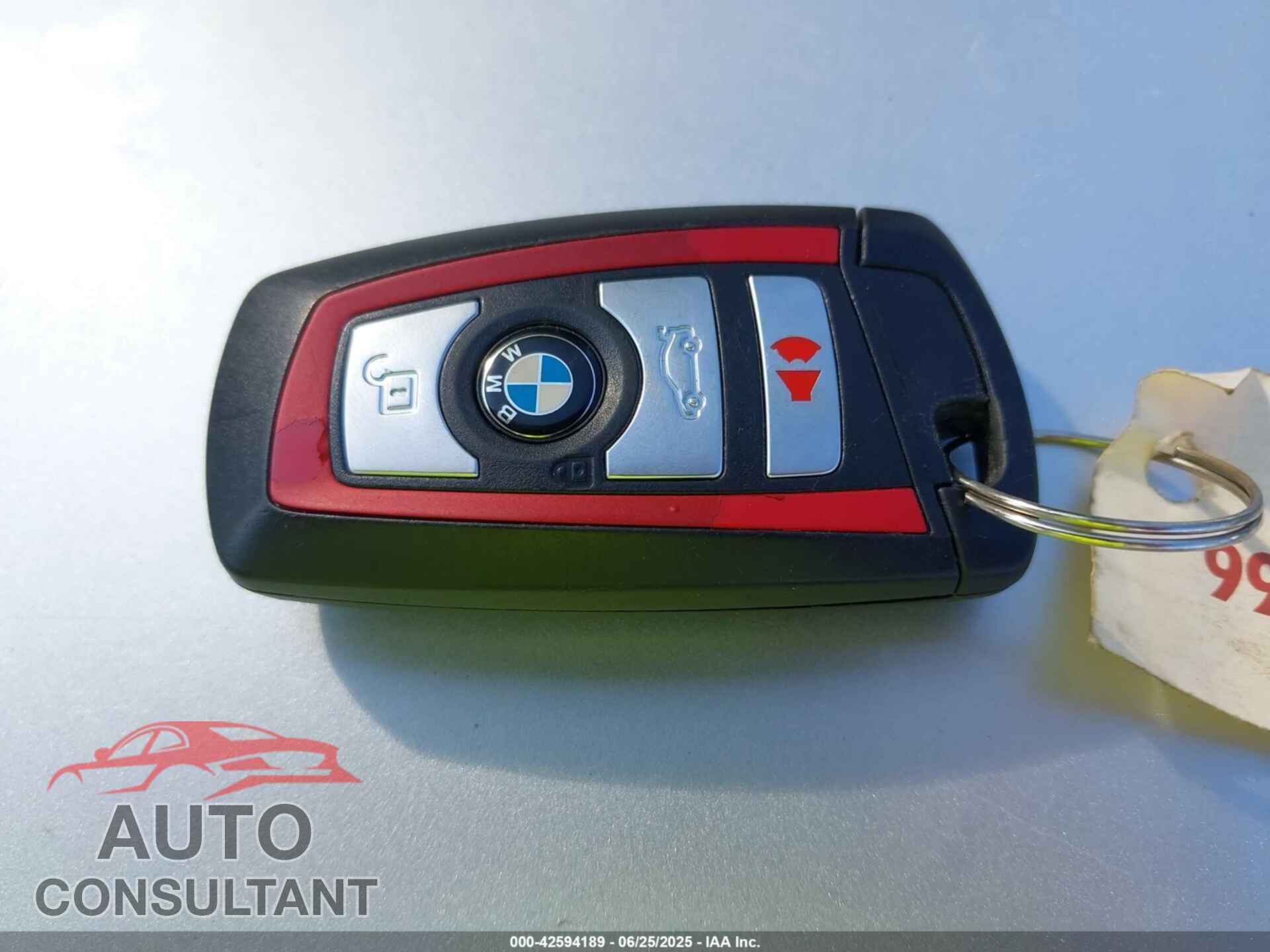 BMW 328I 2016 - WBA8E3G50GNU00822