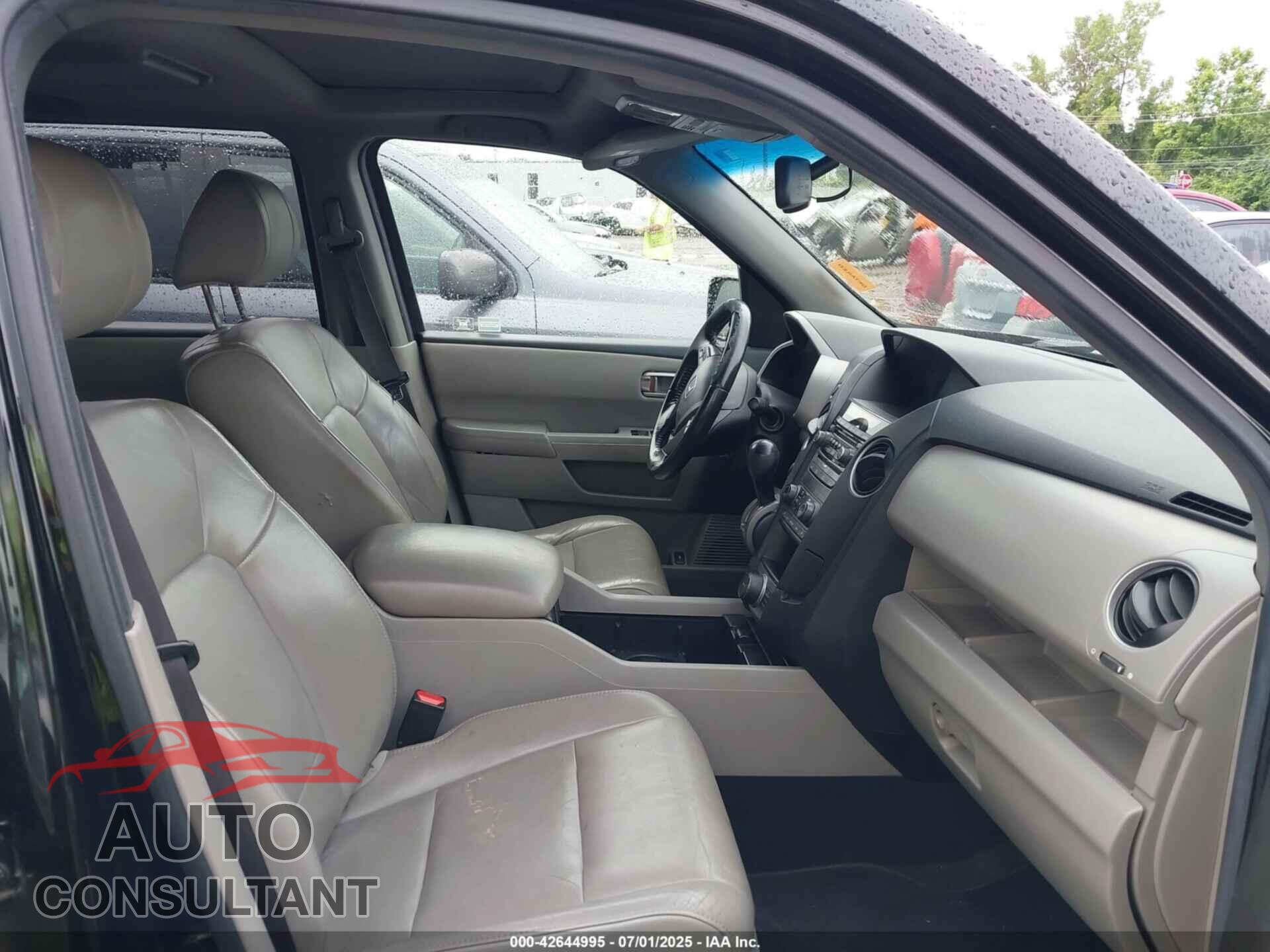 HONDA PILOT 2012 - 5FNYF4H6XCB029898