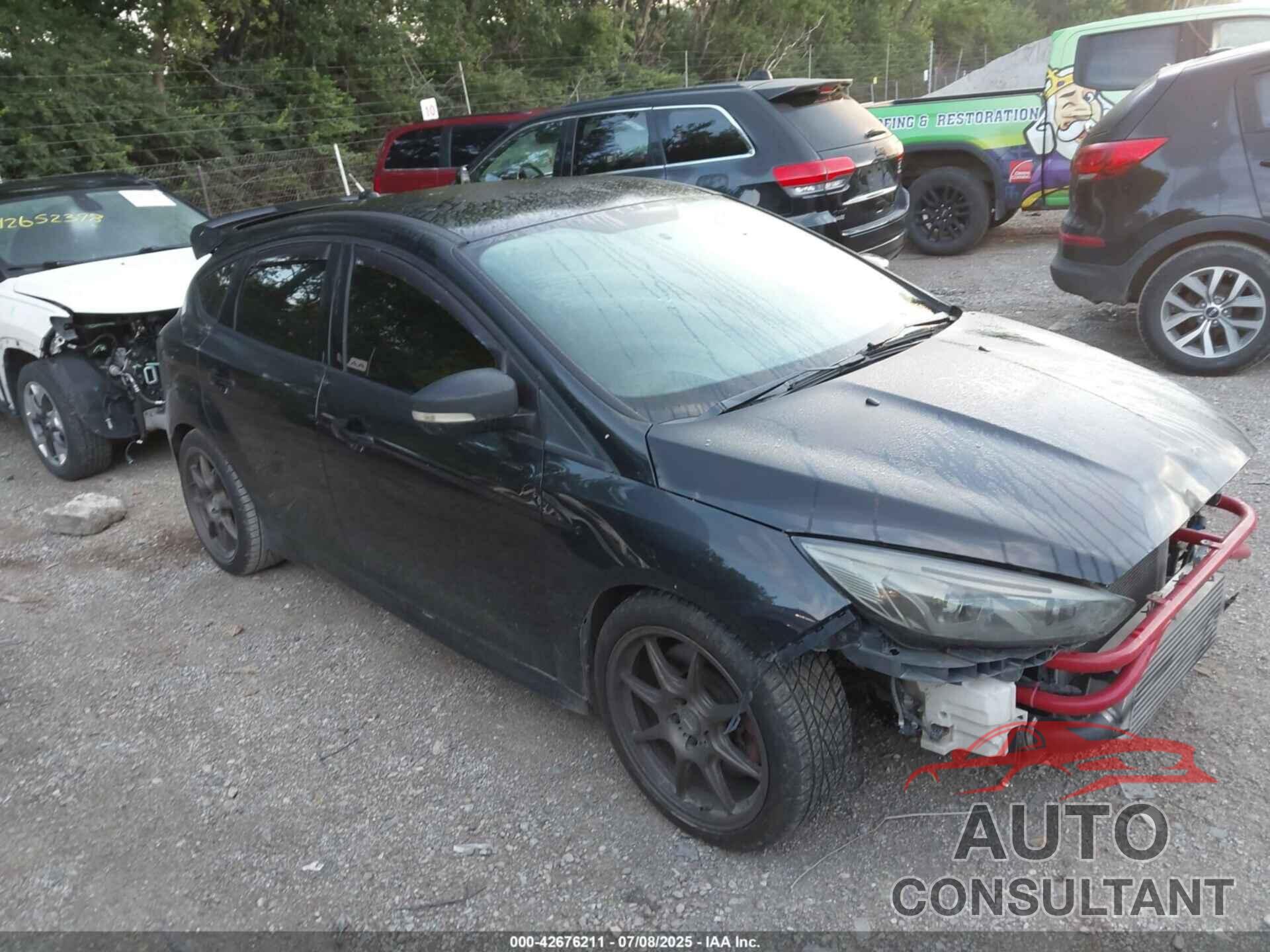 FORD FOCUS 2015 - 1FADP3L90FL360987