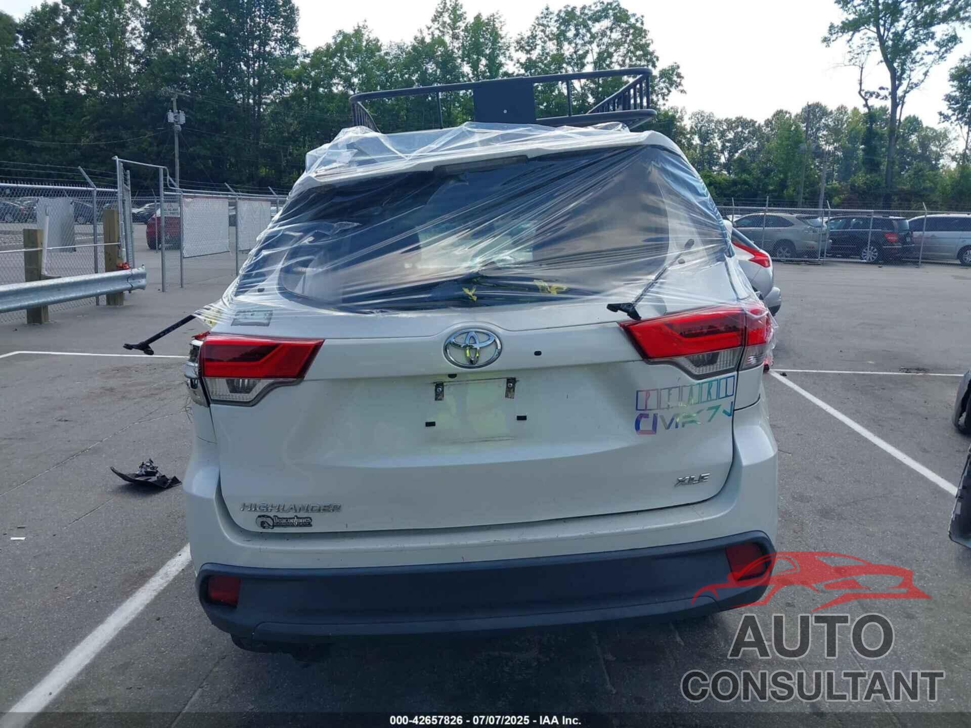 TOYOTA HIGHLANDER 2019 - 5TDKZRFH8KS347575