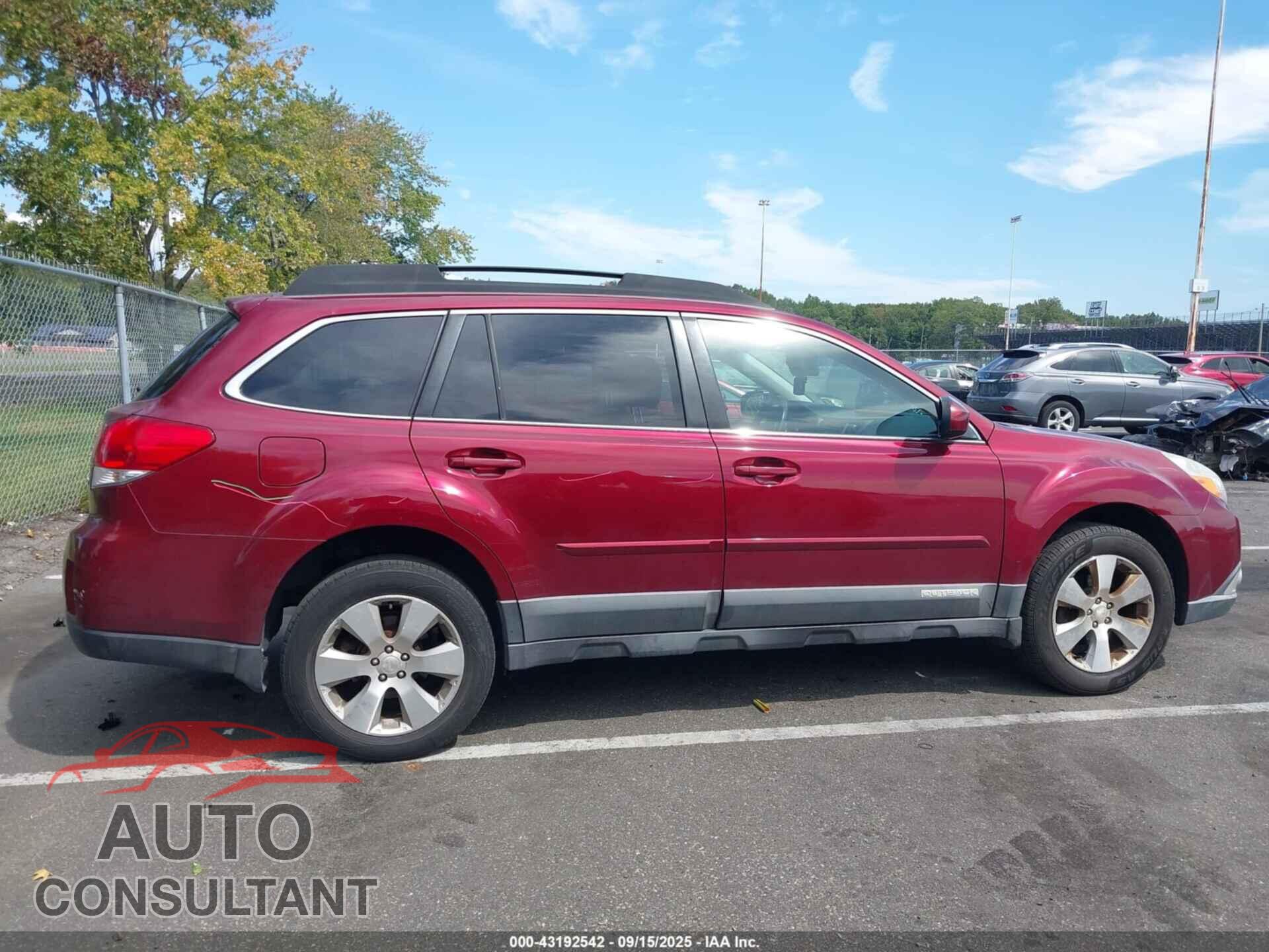 SUBARU OUTBACK 2011 - 4S4BRBKC8B3368666