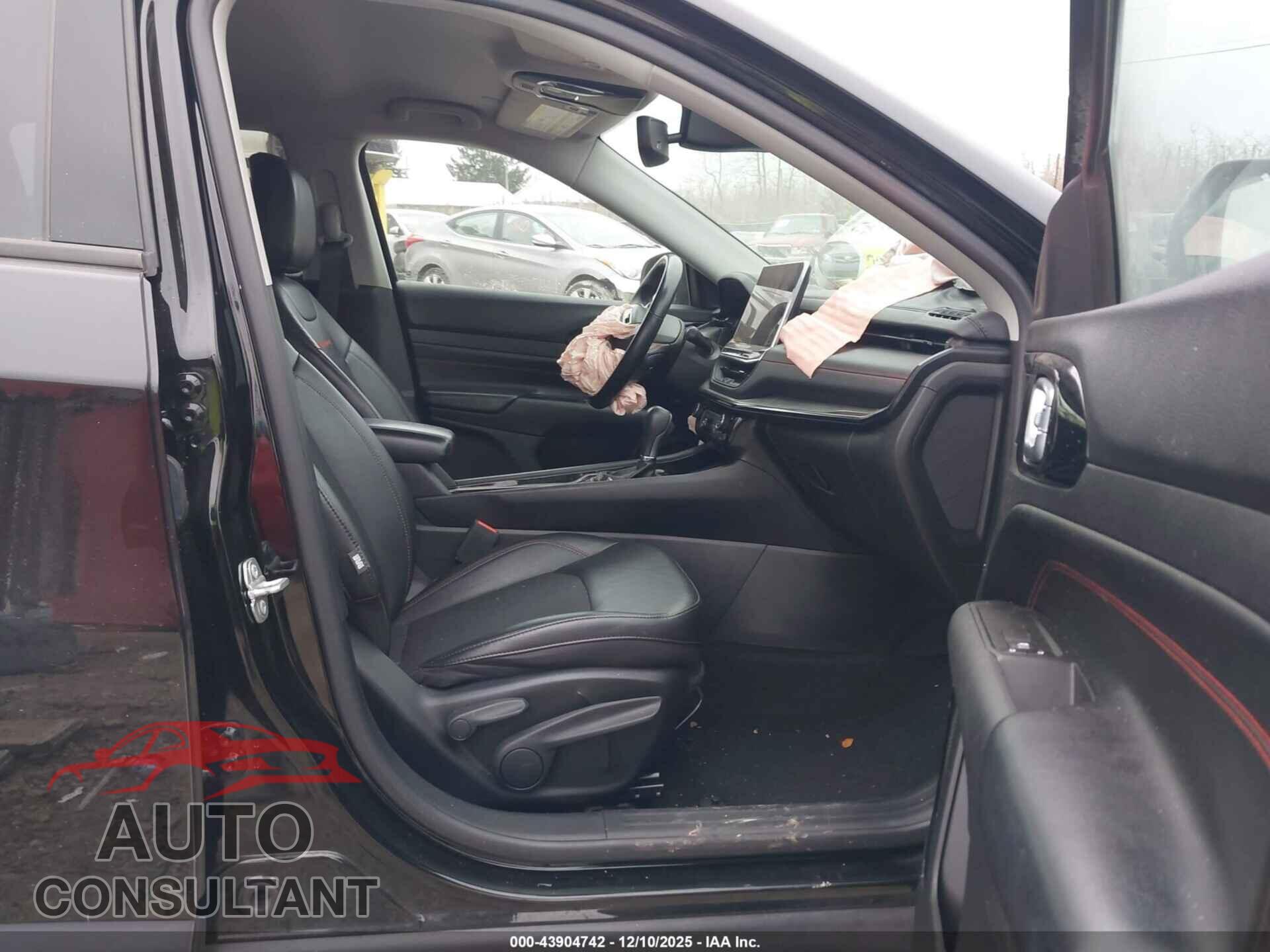 JEEP COMPASS 2022 - 3C4NJDDB2NT114632