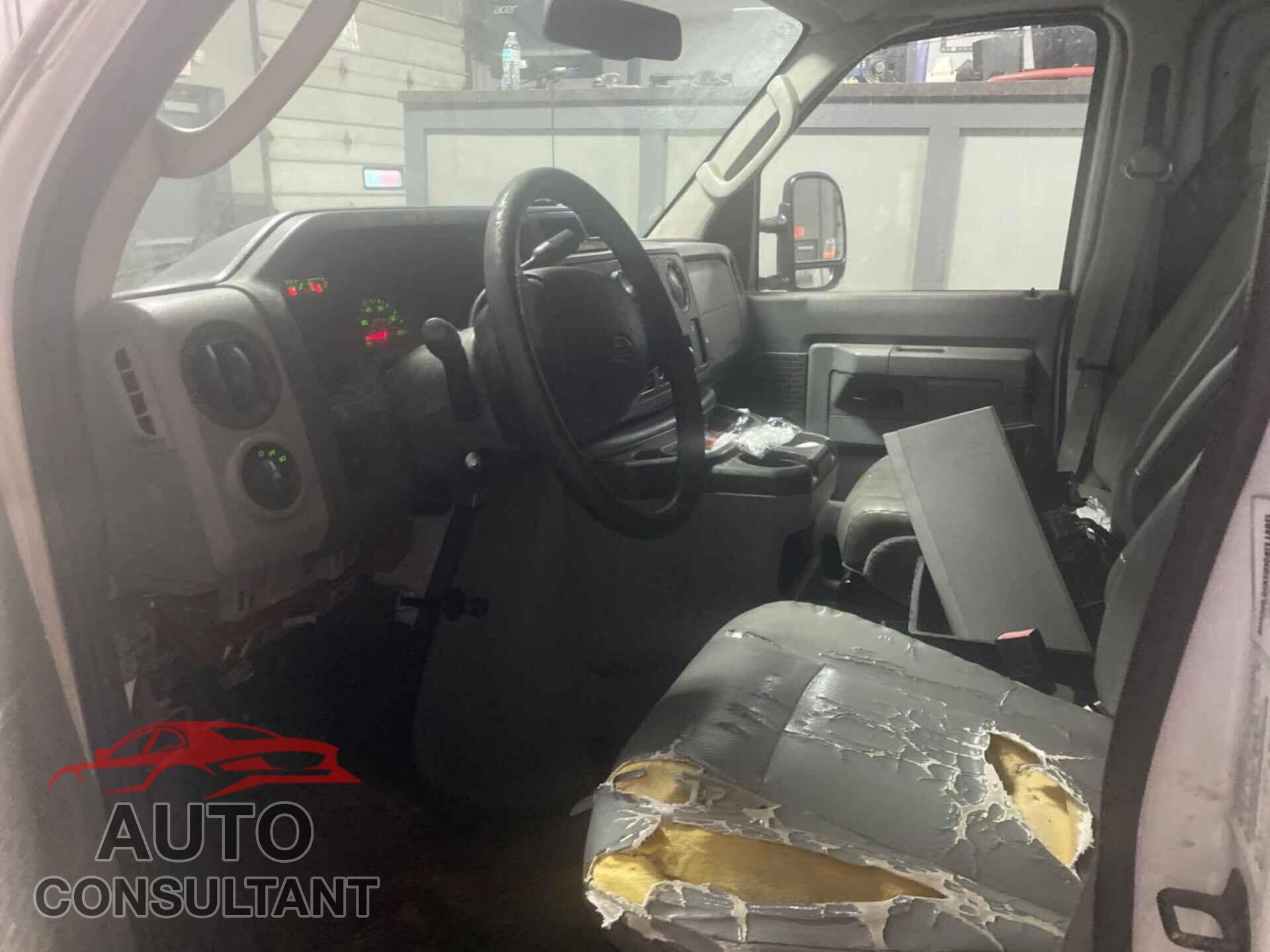FORD E-150 2013 - 1FTNS1EW0DDA17592