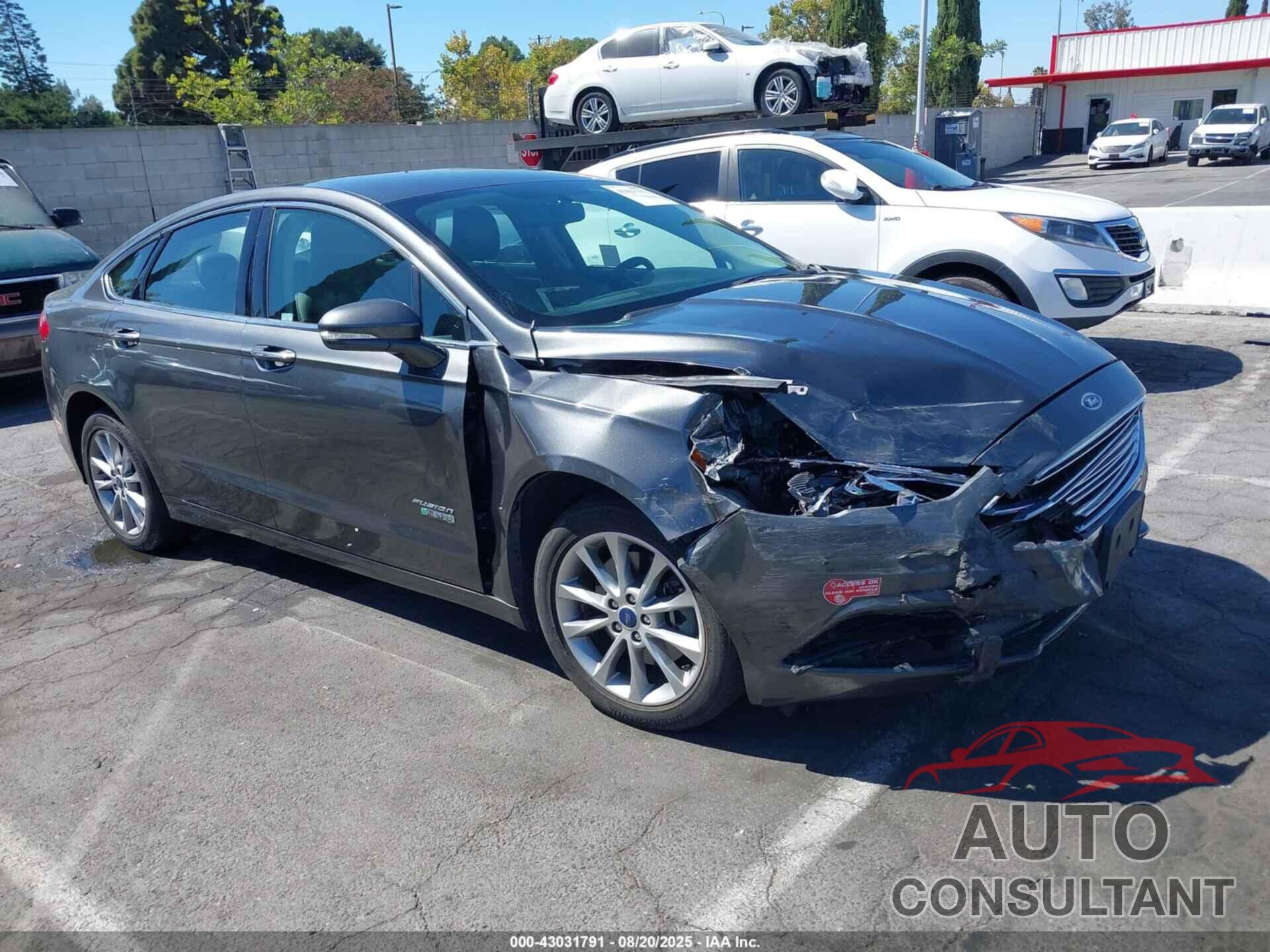 FORD FUSION ENERGI 2018 - 3FA6P0PU4JR143331