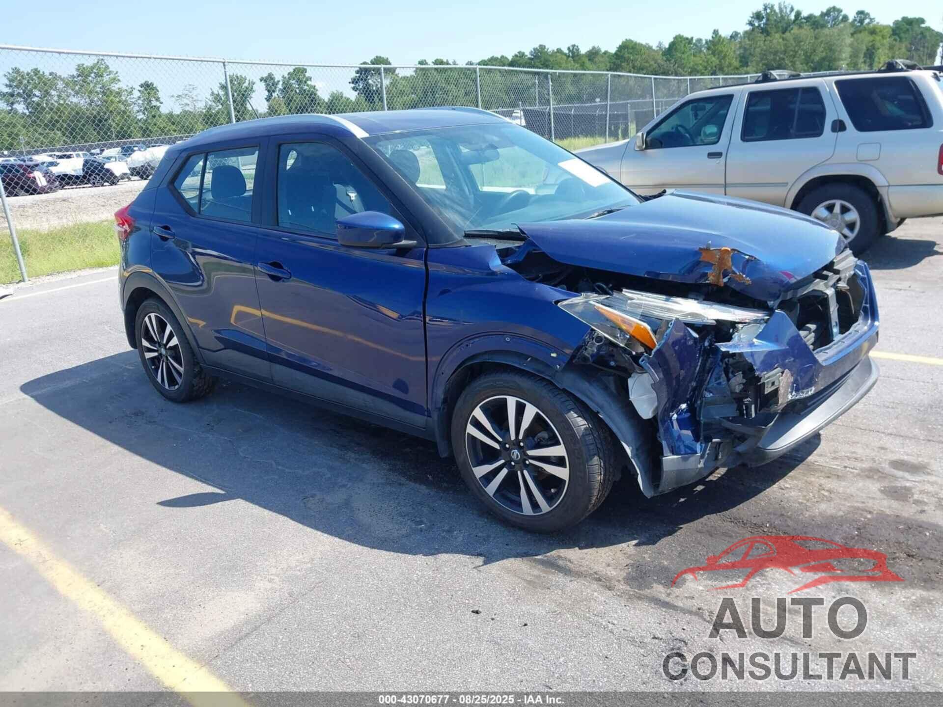 NISSAN KICKS 2018 - 3N1CP5CU1JL541764