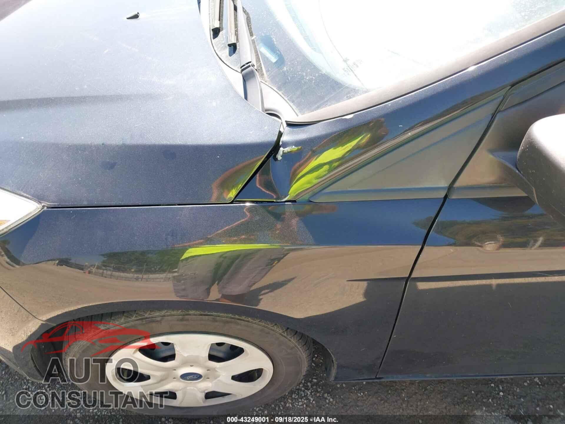 FORD FOCUS 2014 - 1FADP3E22EL174155